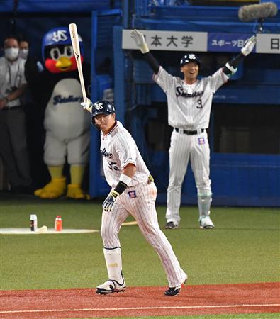 村上がサヨナラ満弾 王に次ぐ年少２位 高津ヤクルトは初の貯金 １ 1 2ページ サンスポ