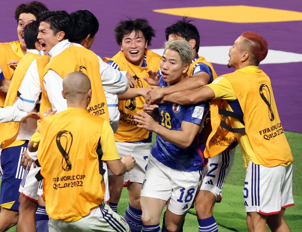 ｗ杯１次リーグ勝ち点４の突破確率は５１ ５ １勝１分け１敗 をめぐる悲喜こもごも 1 2ページ サンスポ