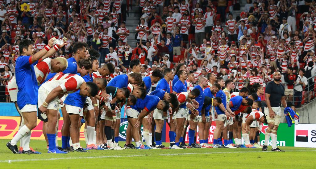 同組ライバルにも惜しみなく声援 日本のラグビーファンが示す
