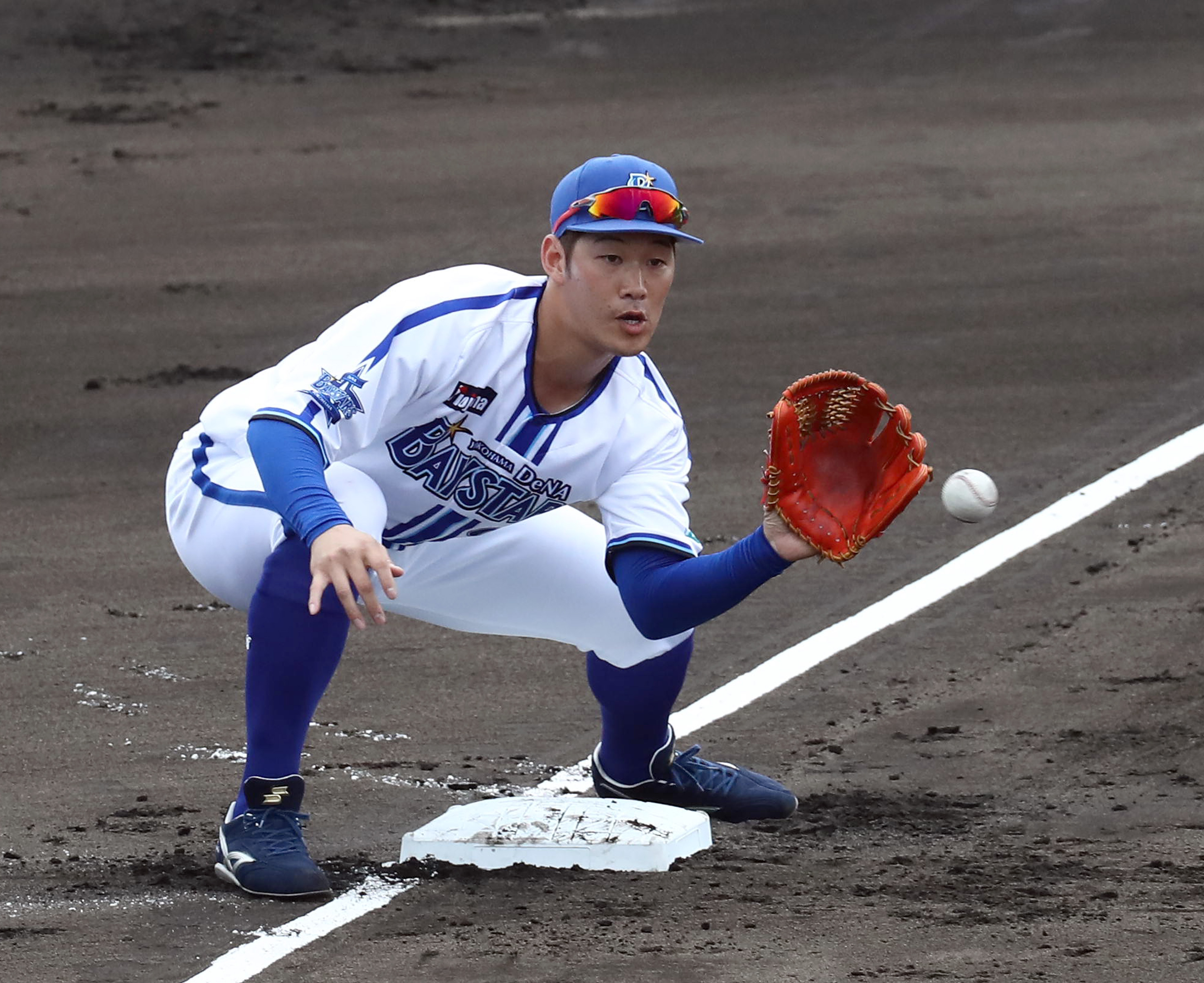 DeNA・京田陽太、公式戦出場ゼロの三塁で守備練習「遊撃にこだわり