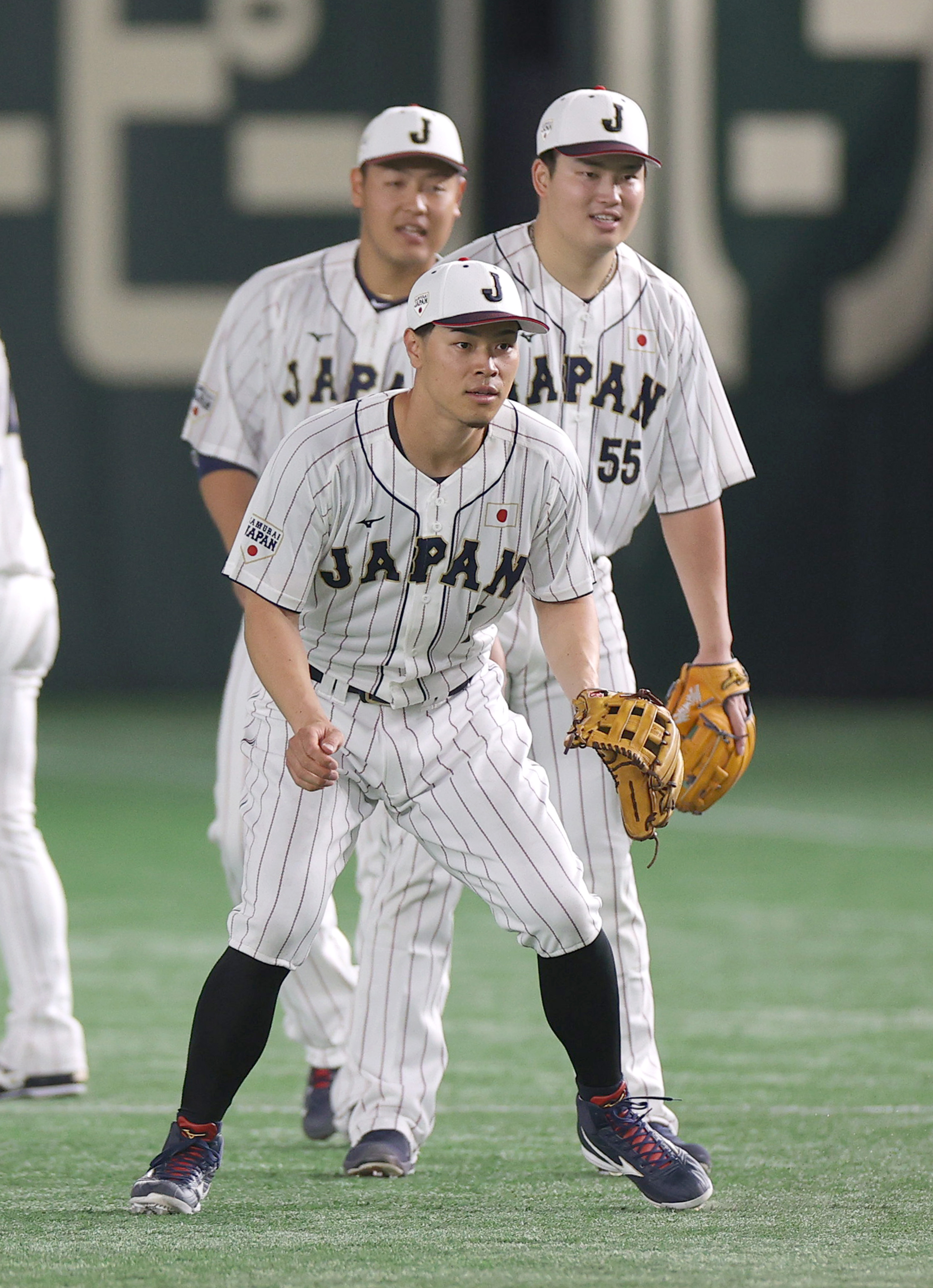 阪神・佐藤輝がプロ入り後初選出の侍ジャパンで背番号「７」をお披露目 