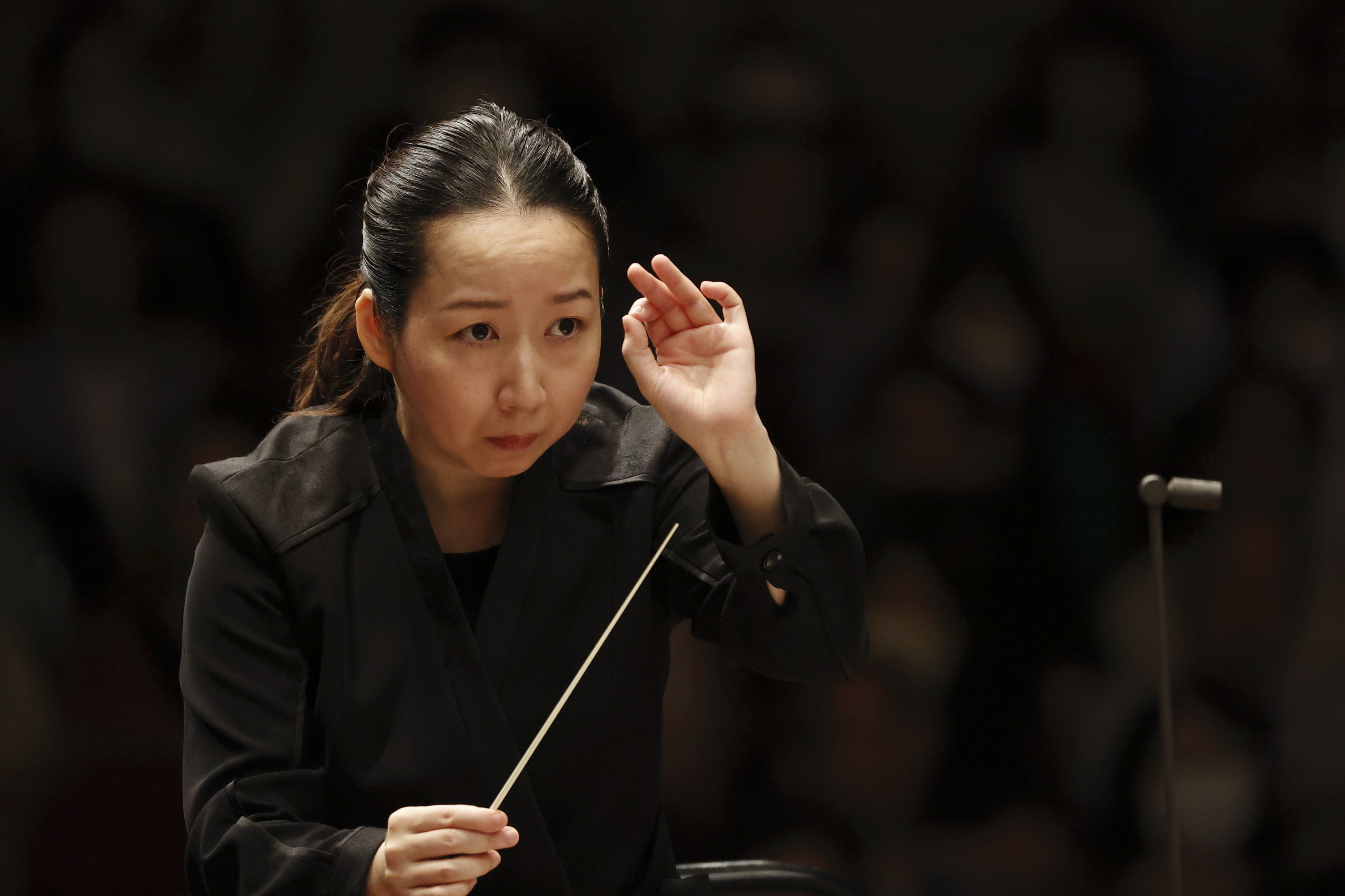 誰もいない指揮台でも小澤征爾さんの世界表現 SKOが奏でた松本