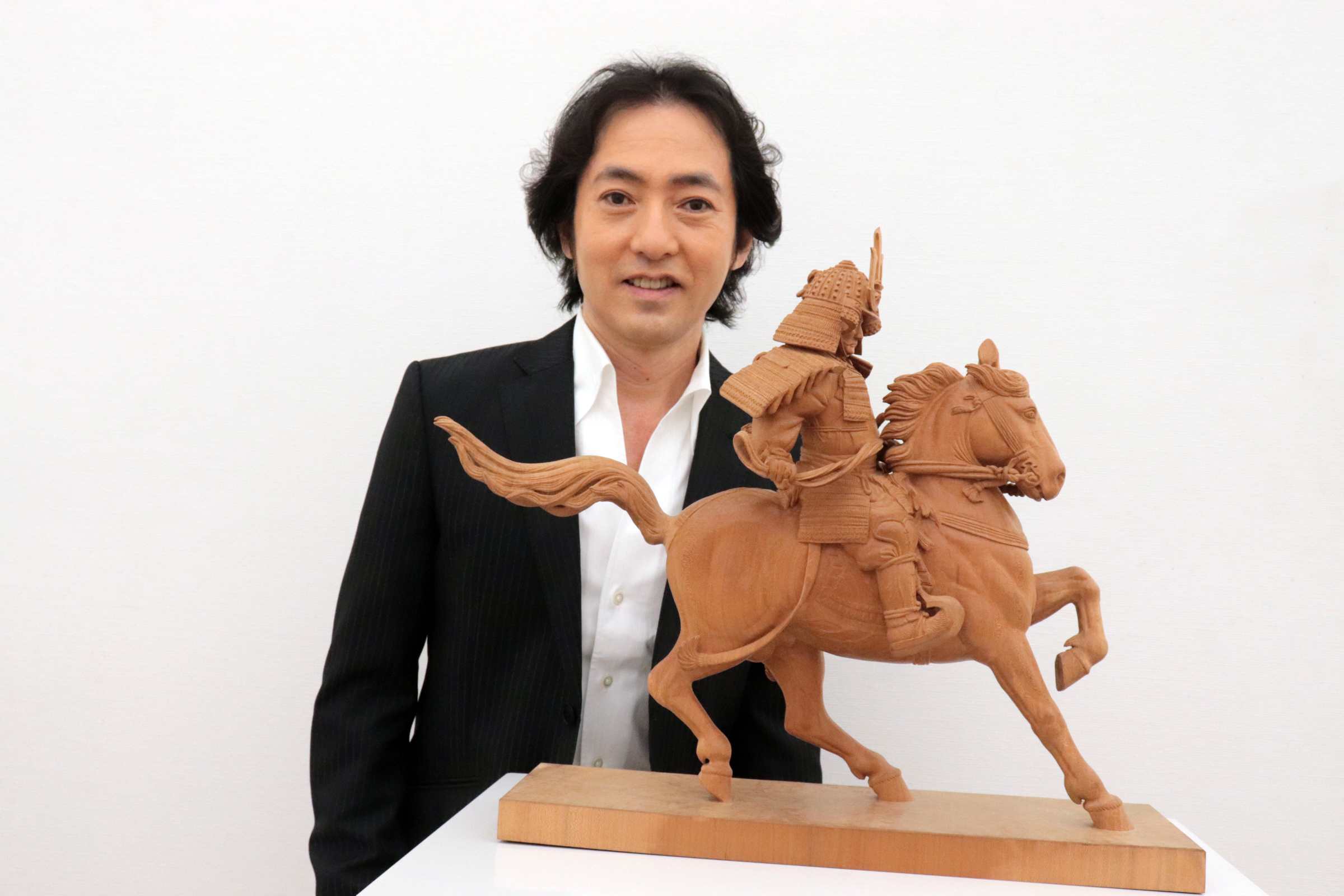 秋川雅史が 二科展 彫刻部門入選 芸能人初の快挙 サンスポ