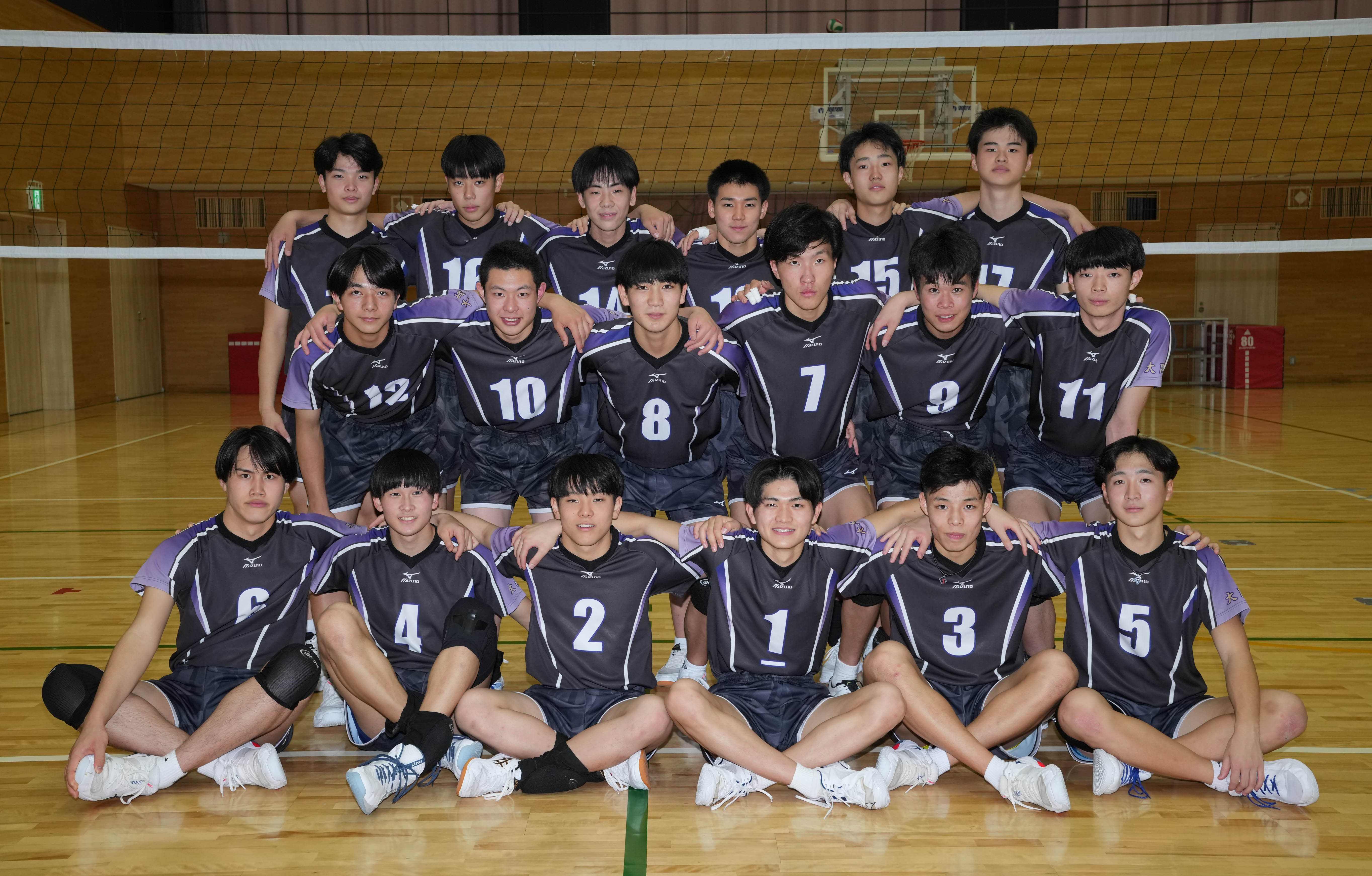 春高バレー初出場の常翔学園 選手と友達感覚で挑む24歳指揮官、理想は