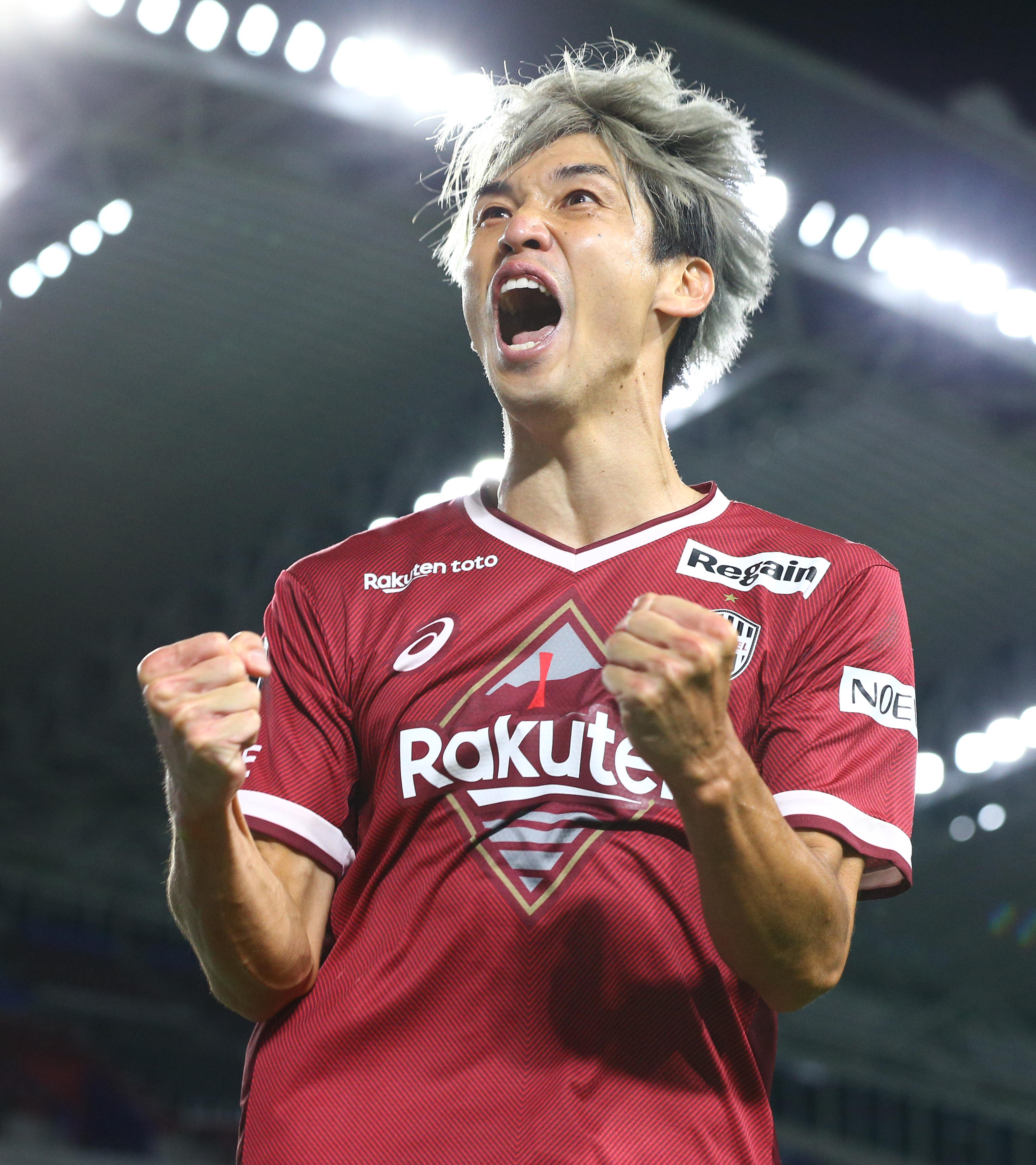 大迫勇也が2度目の受賞、次点は久保建英 記者投票の年間最優秀