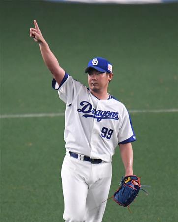 中日 松坂 仰天来季年俸１億円 シーズン６勝も営業査定で６ ６７倍 1 3ページ サンスポ