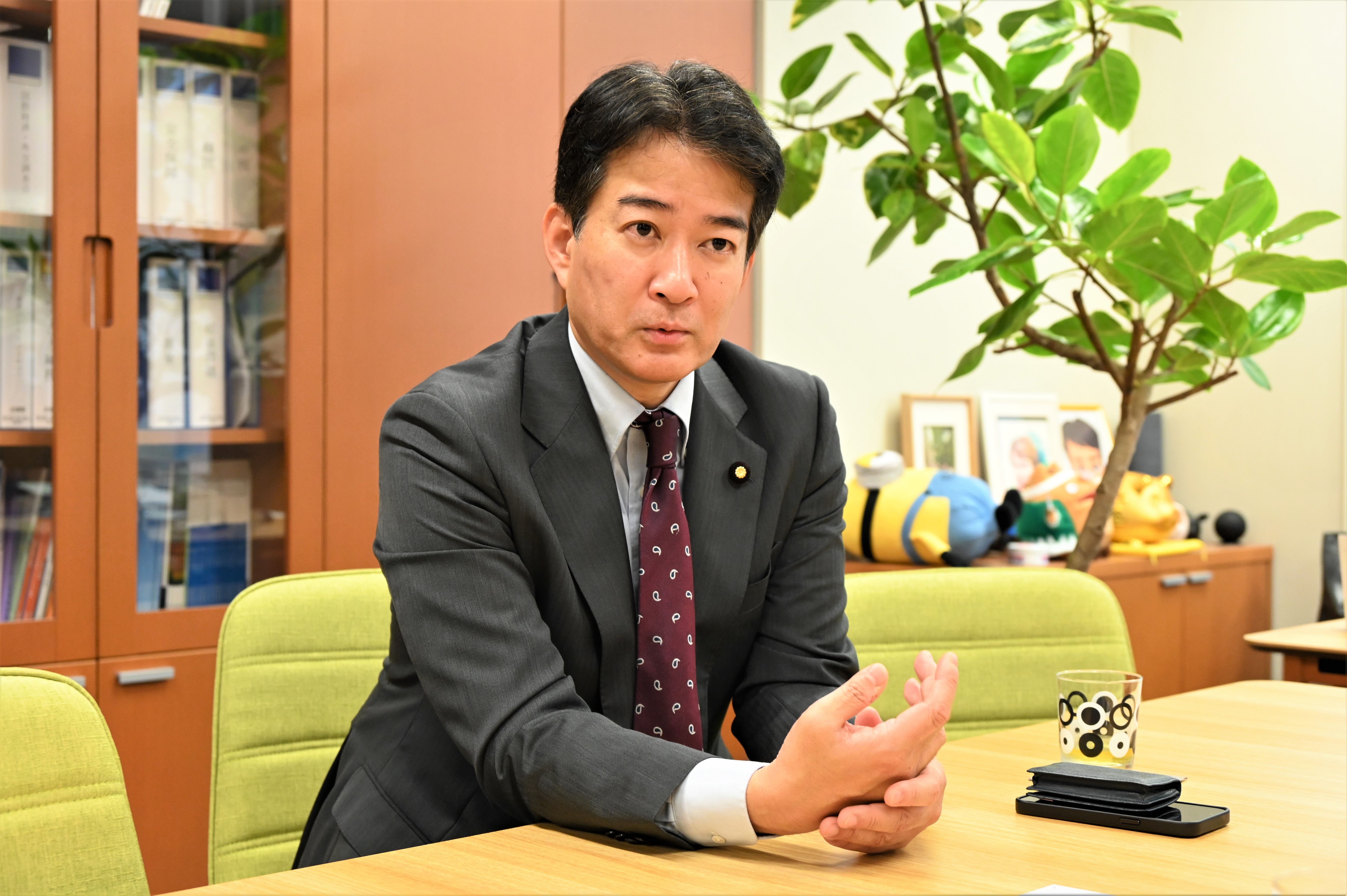 や ながせ 裕文