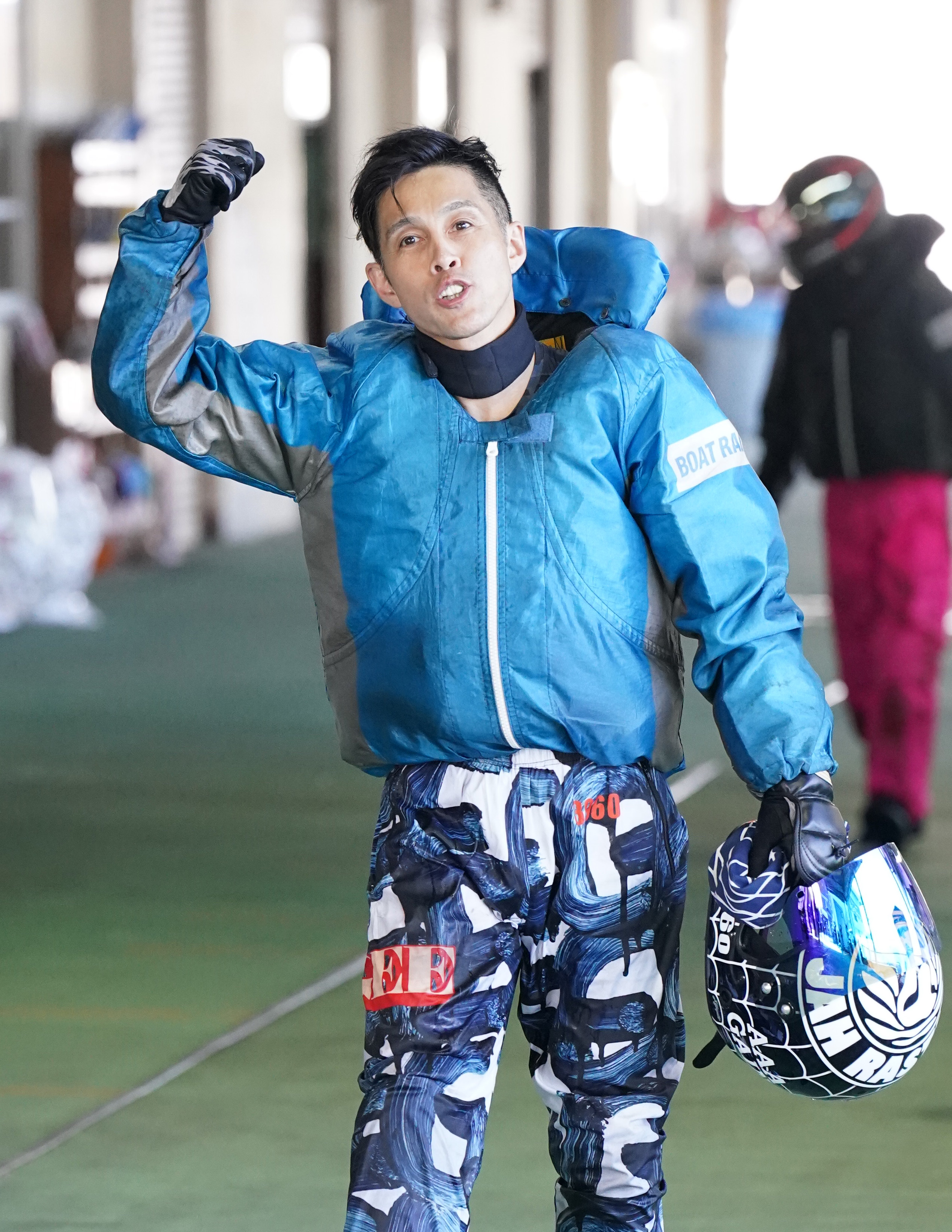 マスターズチャンピオン】名人位奪還へ絶好の青カポック 菊地孝平「5や