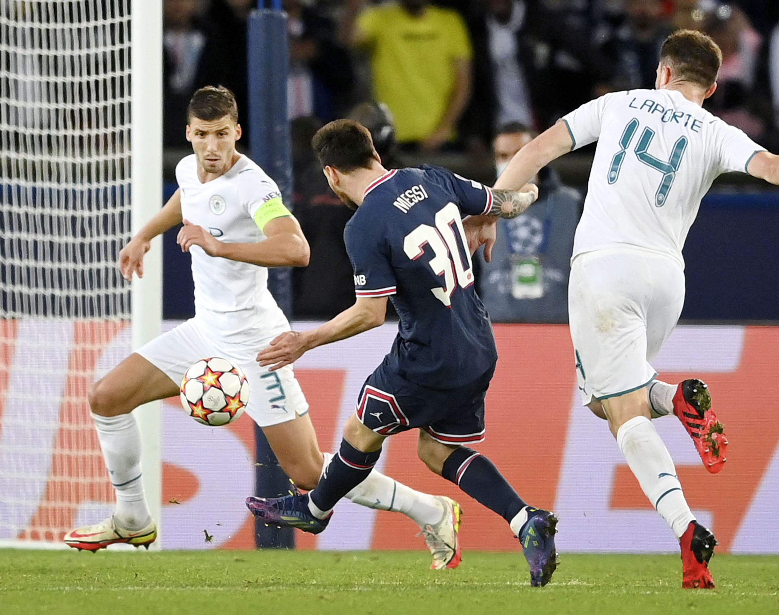 メッシ ｐｓｇ初ゴール 世界最強の左足健在 エムバペとのワンツーから強烈弾 サンスポ