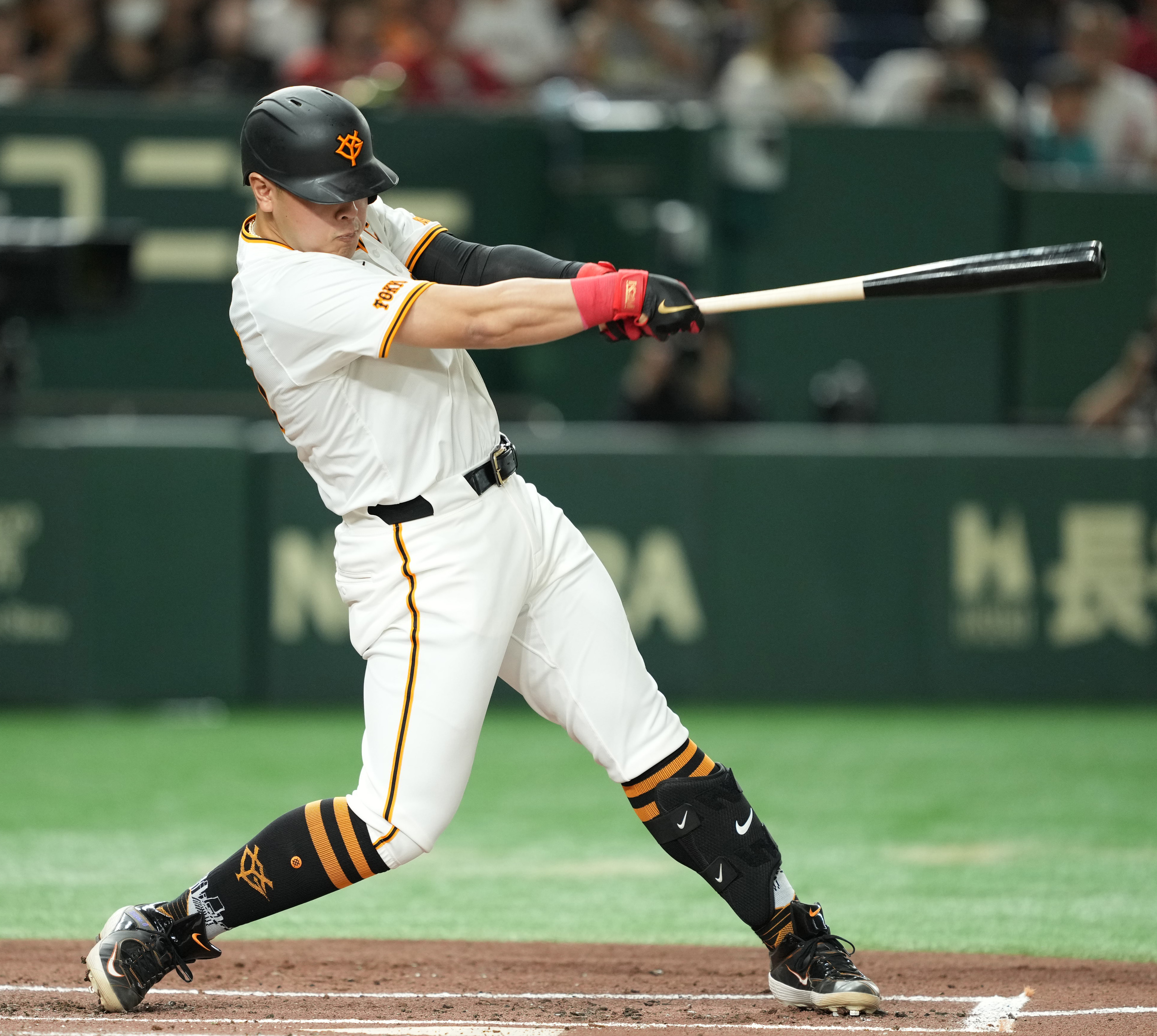 巨人・岡本和真が28歳バースデー一撃！ 俺が4番打！ セ
