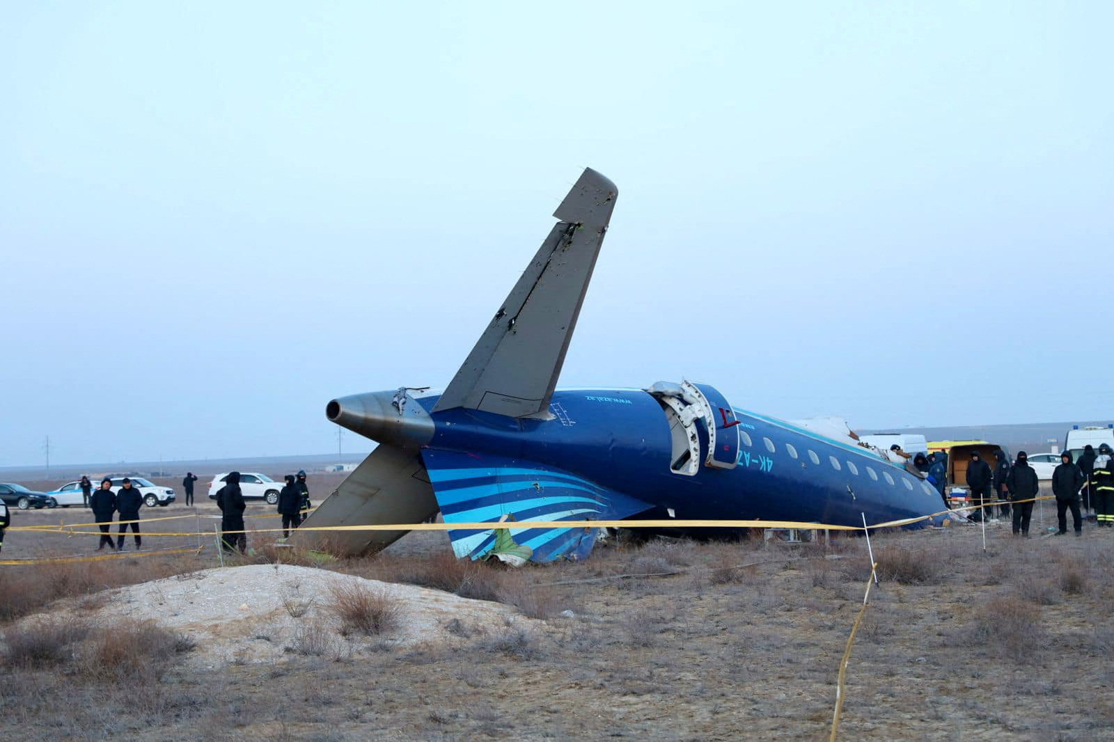 ロシア軍のミサイル誤射説も浮上 カザフスタンの旅客機墜落、死者は38