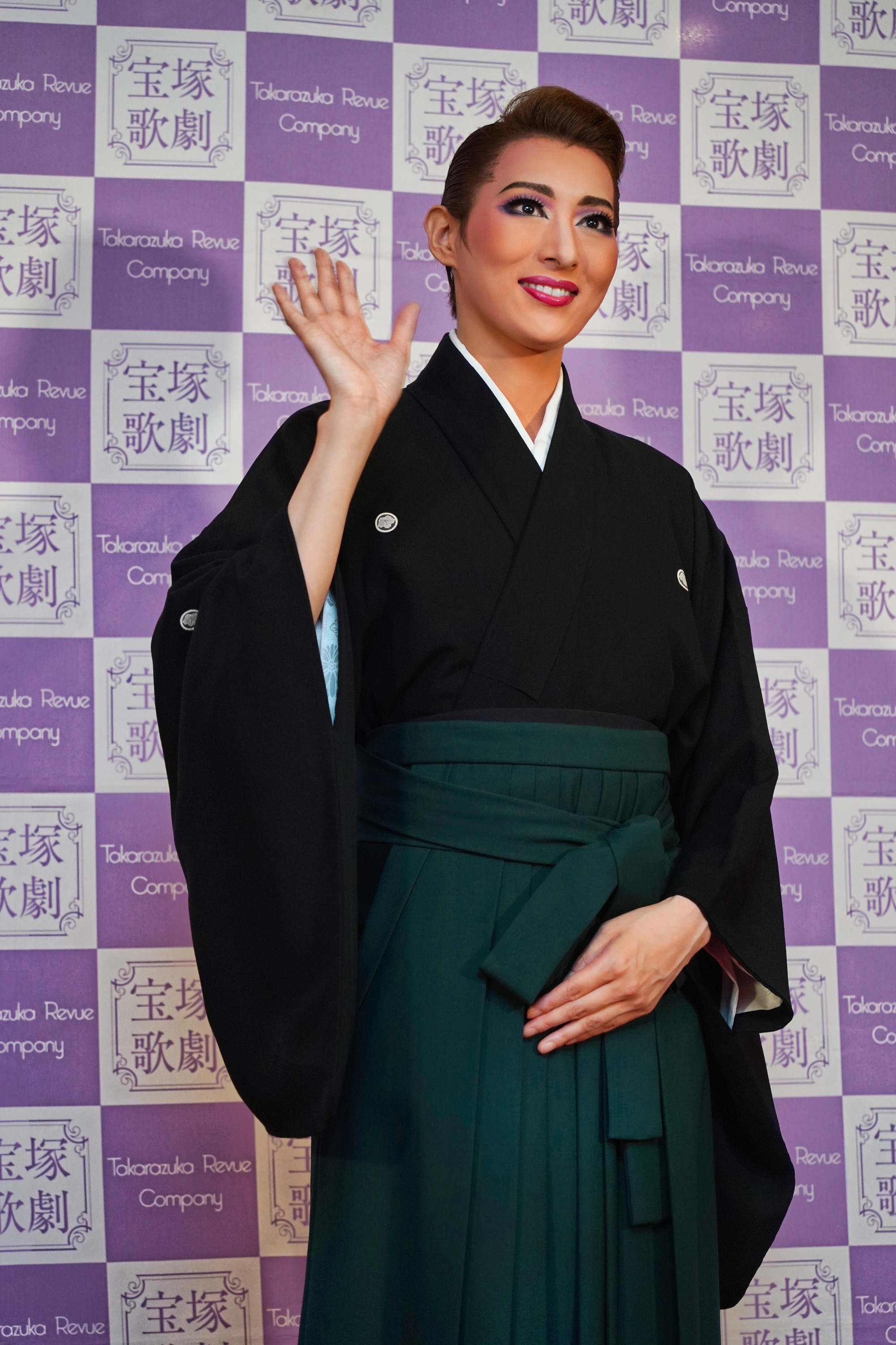 宝塚は私のすべて 夢の世界 珠城りょうが退団会見 宝塚歌劇団月組トップスター 産経ニュース