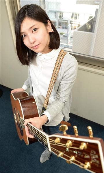 芸能考察 絶滅のギタ女 時代を経て復活 増殖中 教祖は加藤登紀子 イルカらフォークソング世代 ではなく 椎名林檎 1 3ページ 産経ニュース