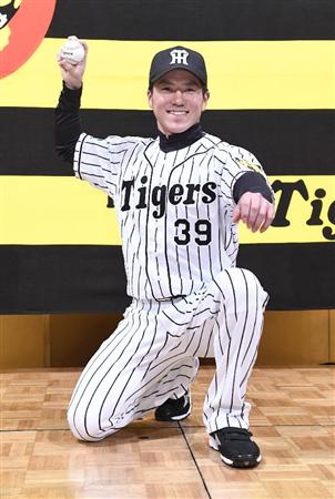 阪神ｄ７ 長坂 矢野先輩の背番３９に 合う活躍する サンスポ