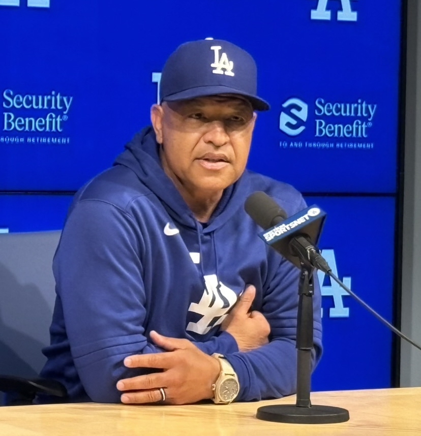 デイブ・ロバーツ フィギュア 2024年MLB監督の通販 by