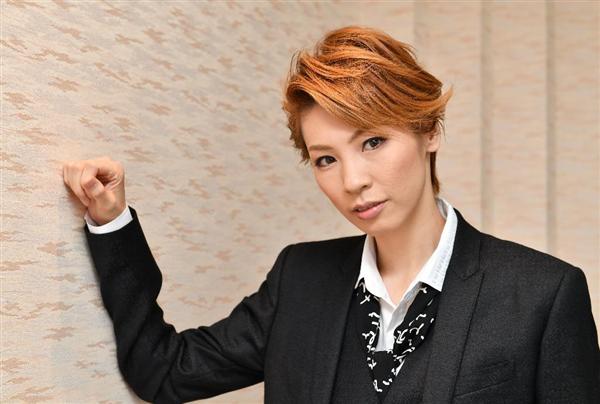 橋本奈実の芸能なで読み 心身ともに男前な焼きそば兄さん 宝塚花組男役スター 瀬戸かずや 新たなる伝説 3 3ページ 産経ニュース