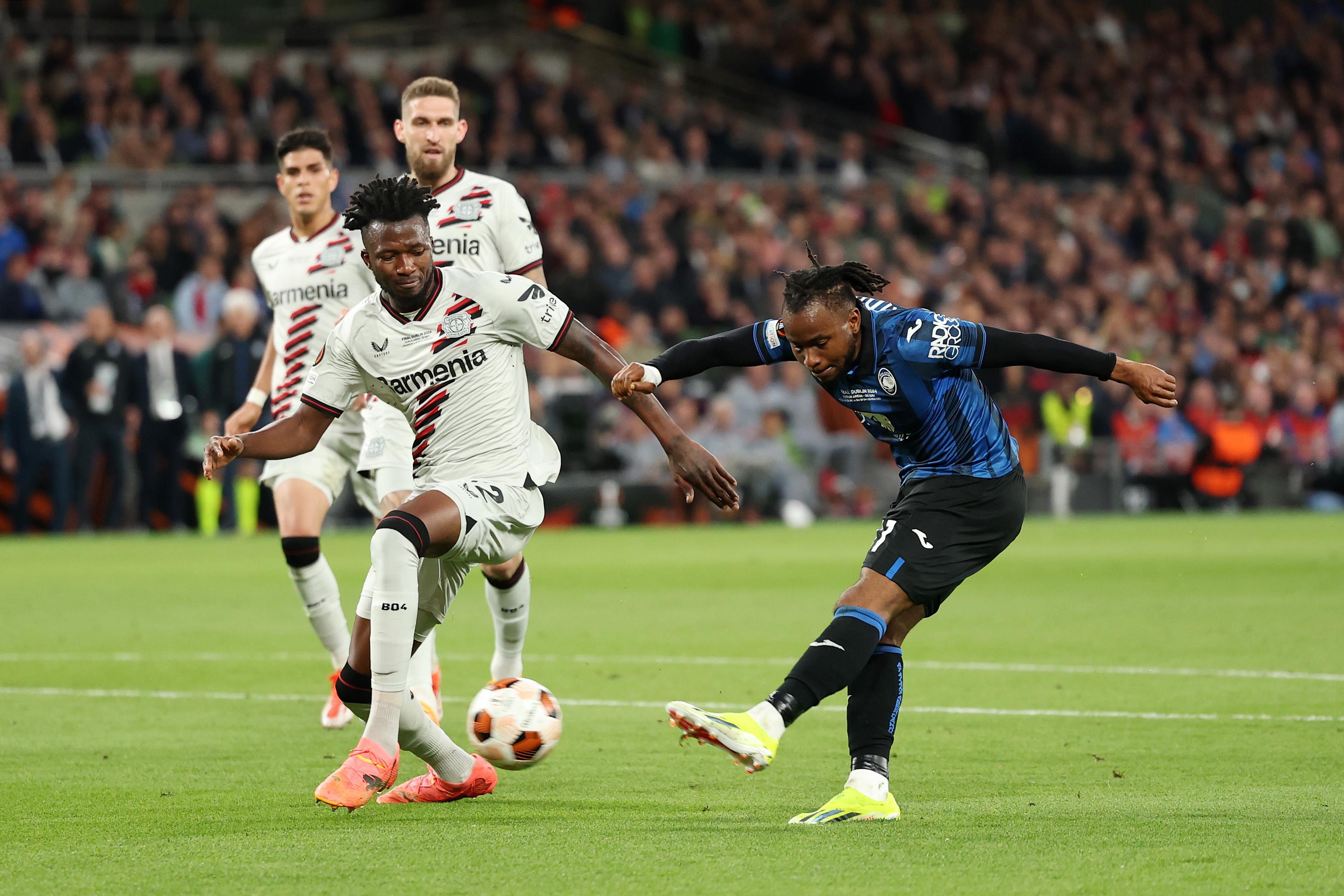 バイエルサッカーボール ことなり