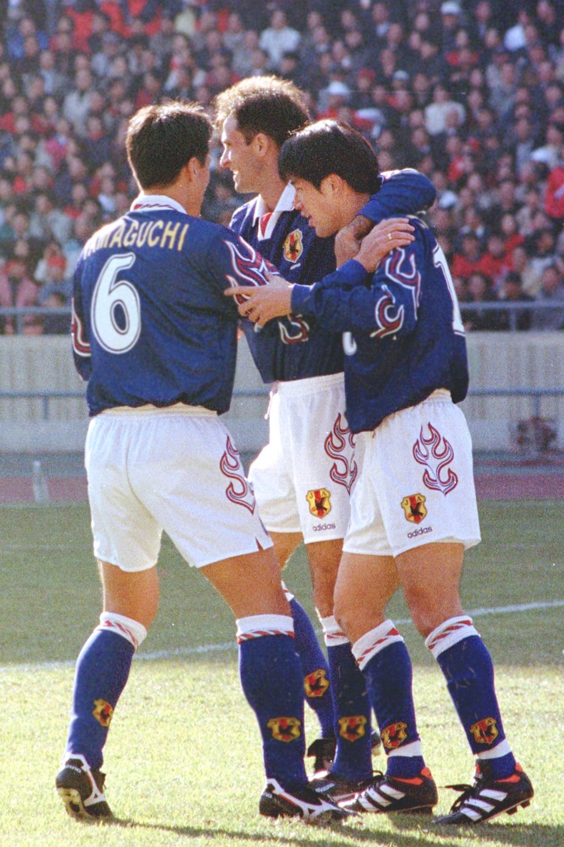 不敗神話 長坂アナのすぽーつ見聞録】 暴動、危機一髪！？ 1997年