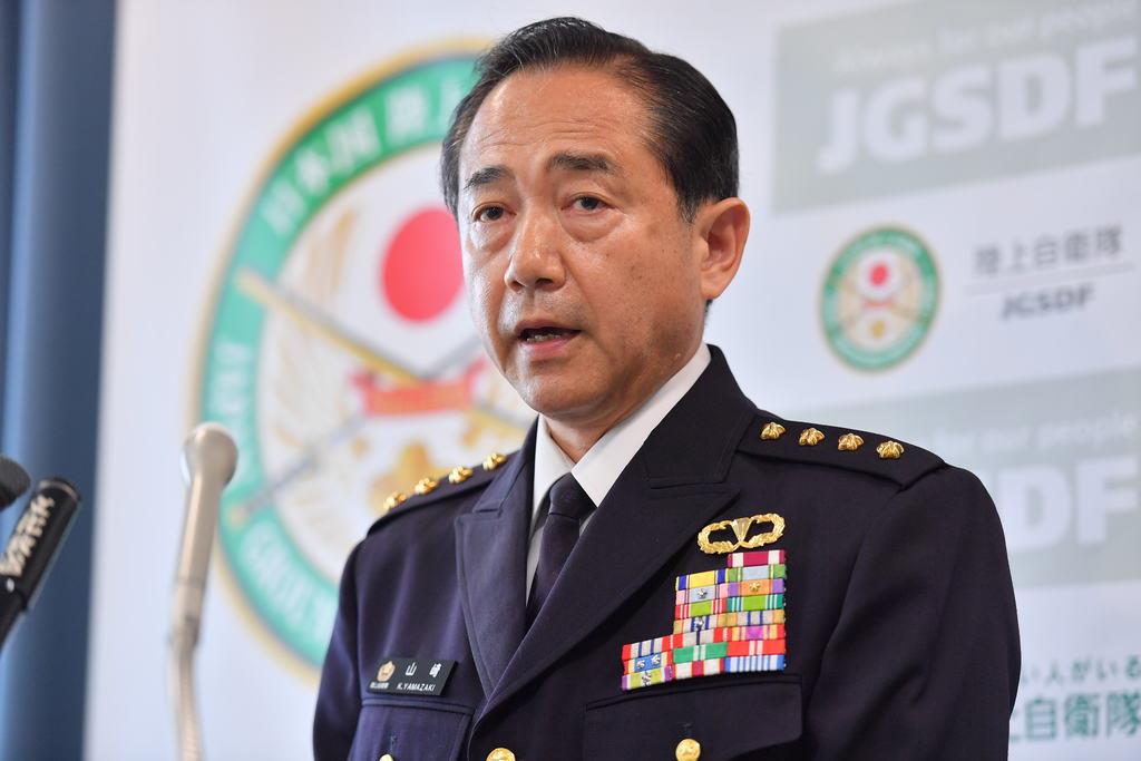 河野統幕長の後任は山崎陸幕長 歴代最長の統幕長4月1日に退任 - 産経