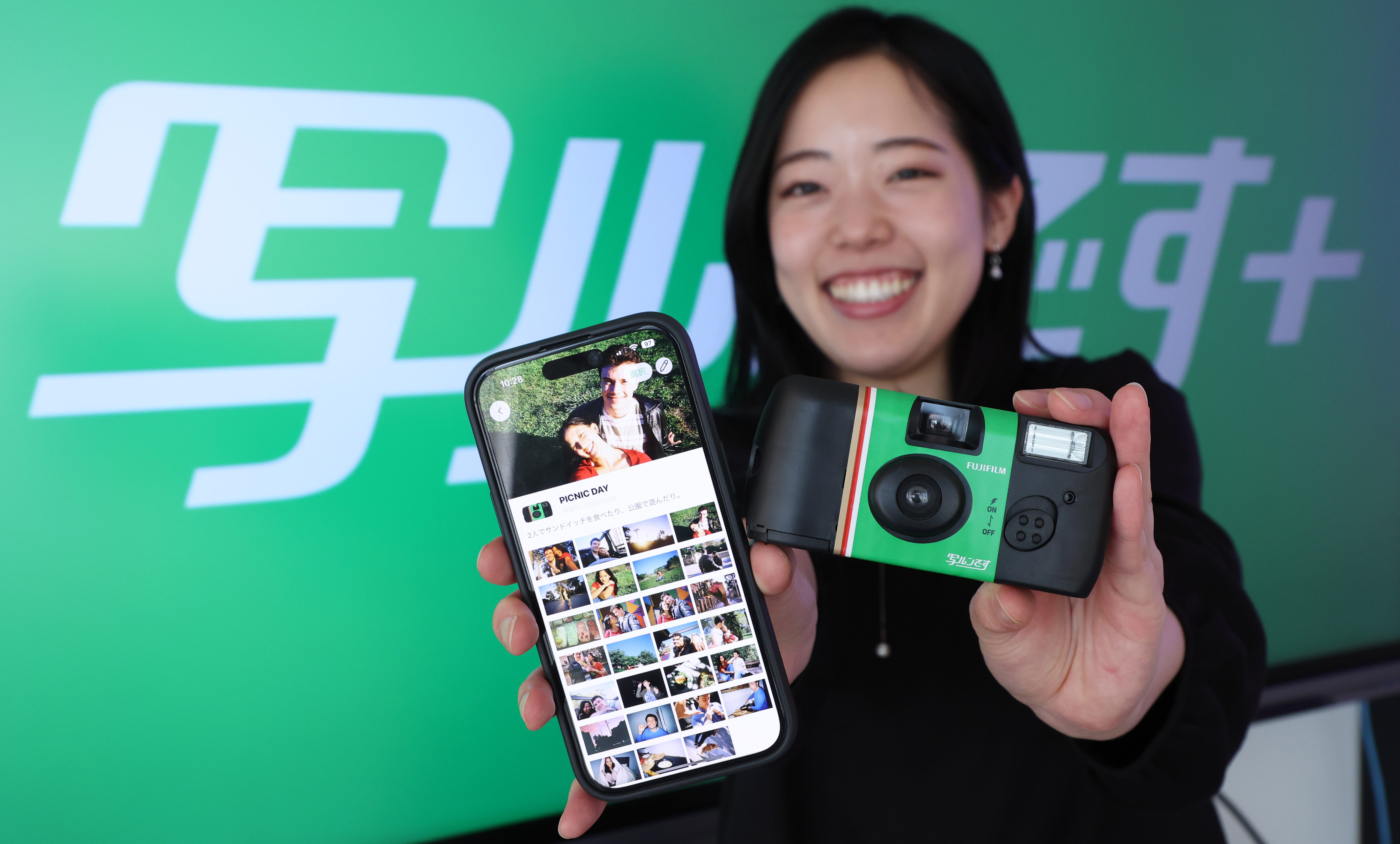 写ルンです」の現像注文と画像データ受け取りをスマホアプリで 富士 
