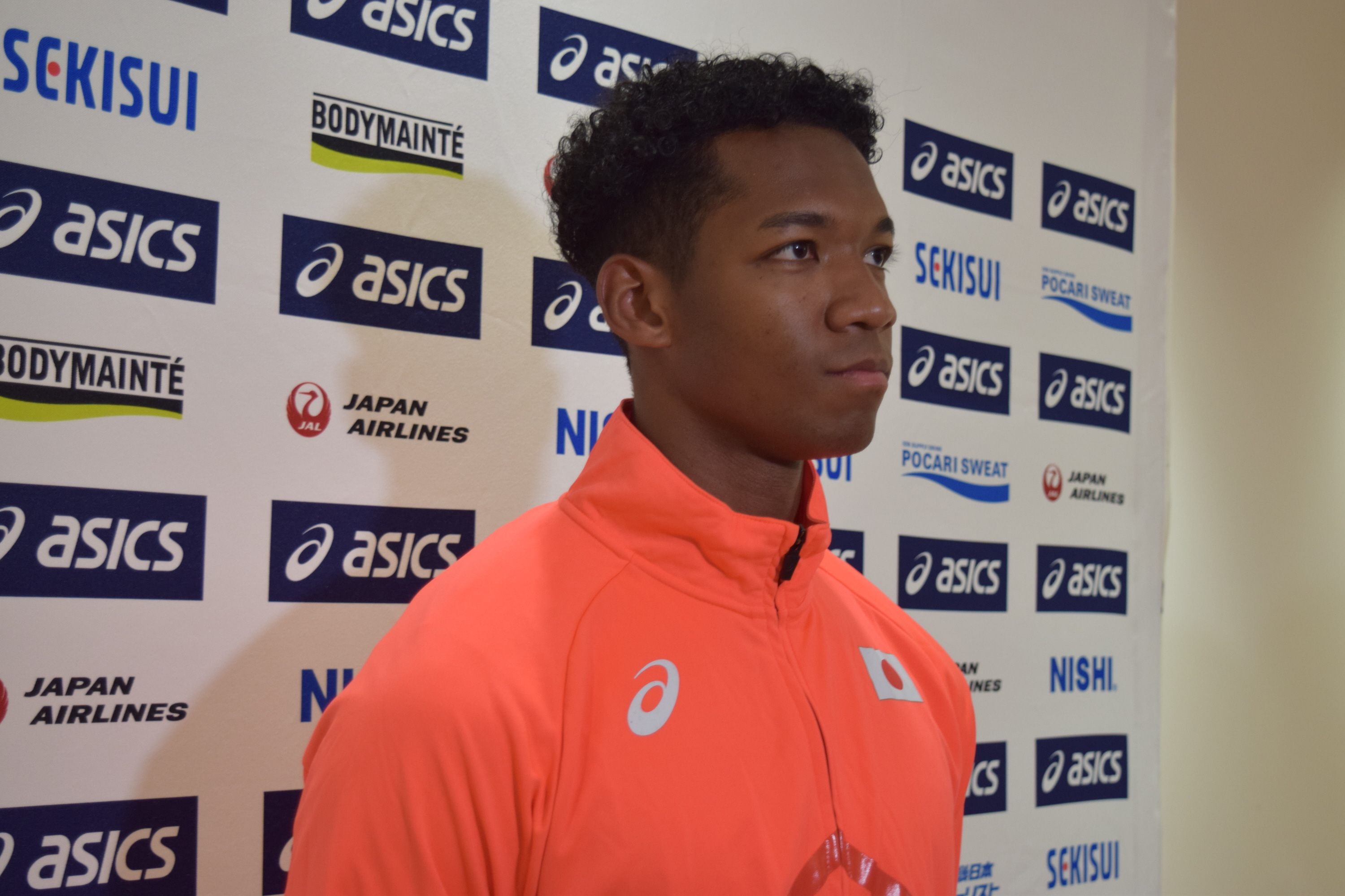 村竹ラシッドが帰国 世界選手権メダルへ「進んでいくだけ」／陸上