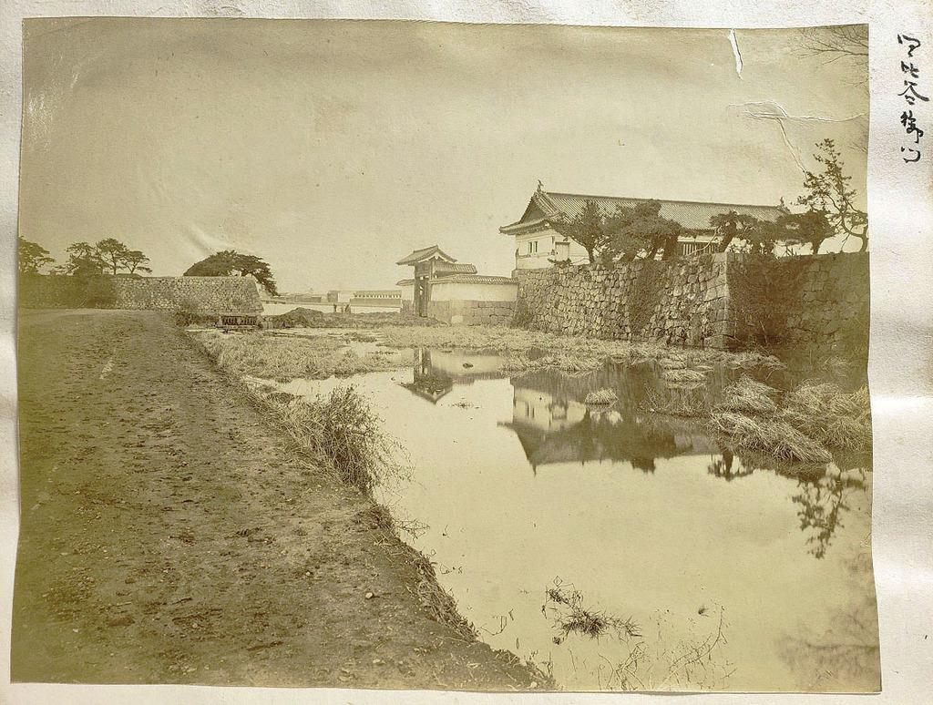 取り壊し寸前の江戸城も 明治初期の古写真公開 産経ニュース 取り壊し寸前の江戸城も 明治初期の古写真公開 産経ニュース