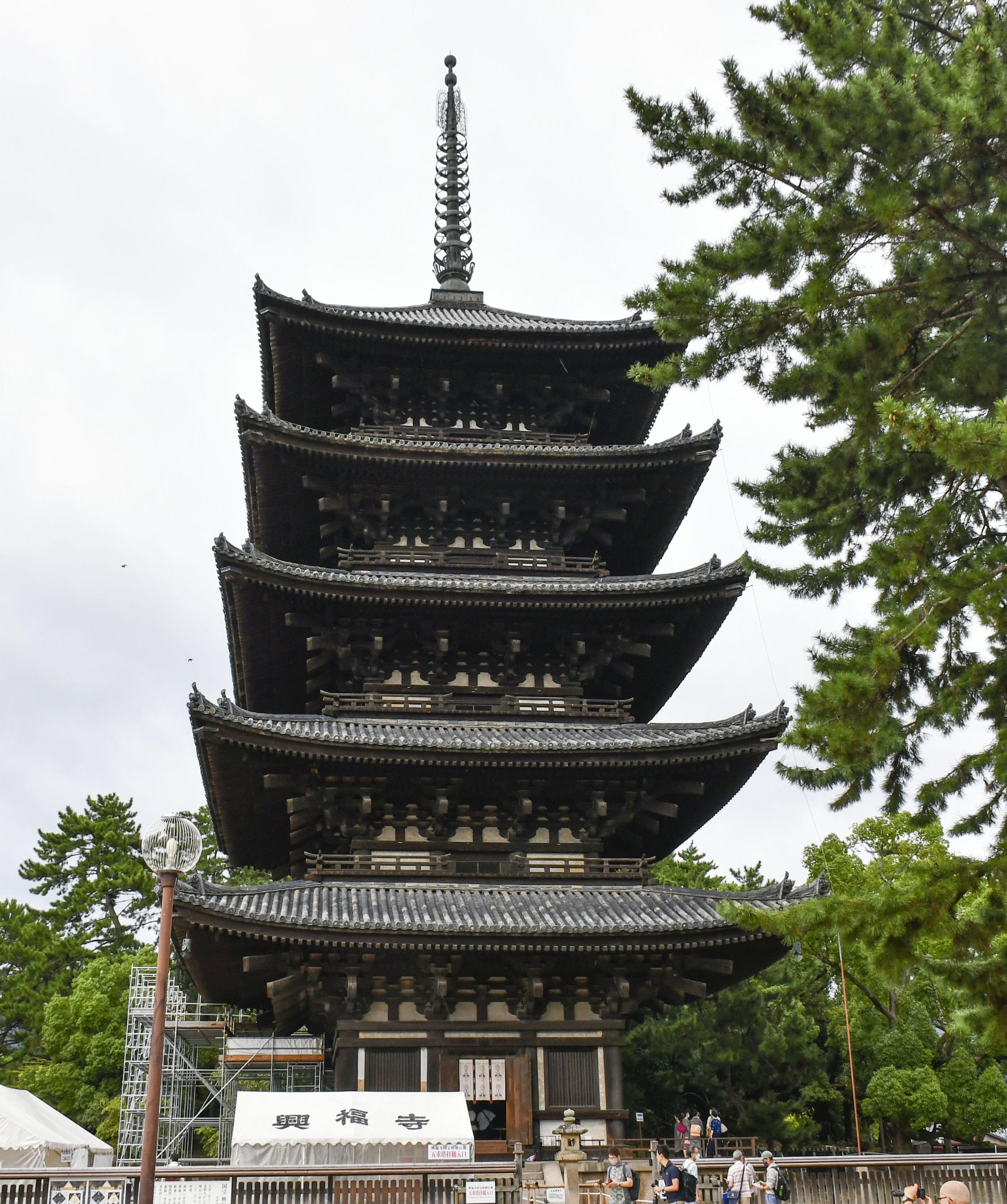 興福寺で五重塔、特別公開 120年ぶり修理控え - 産経ニュース