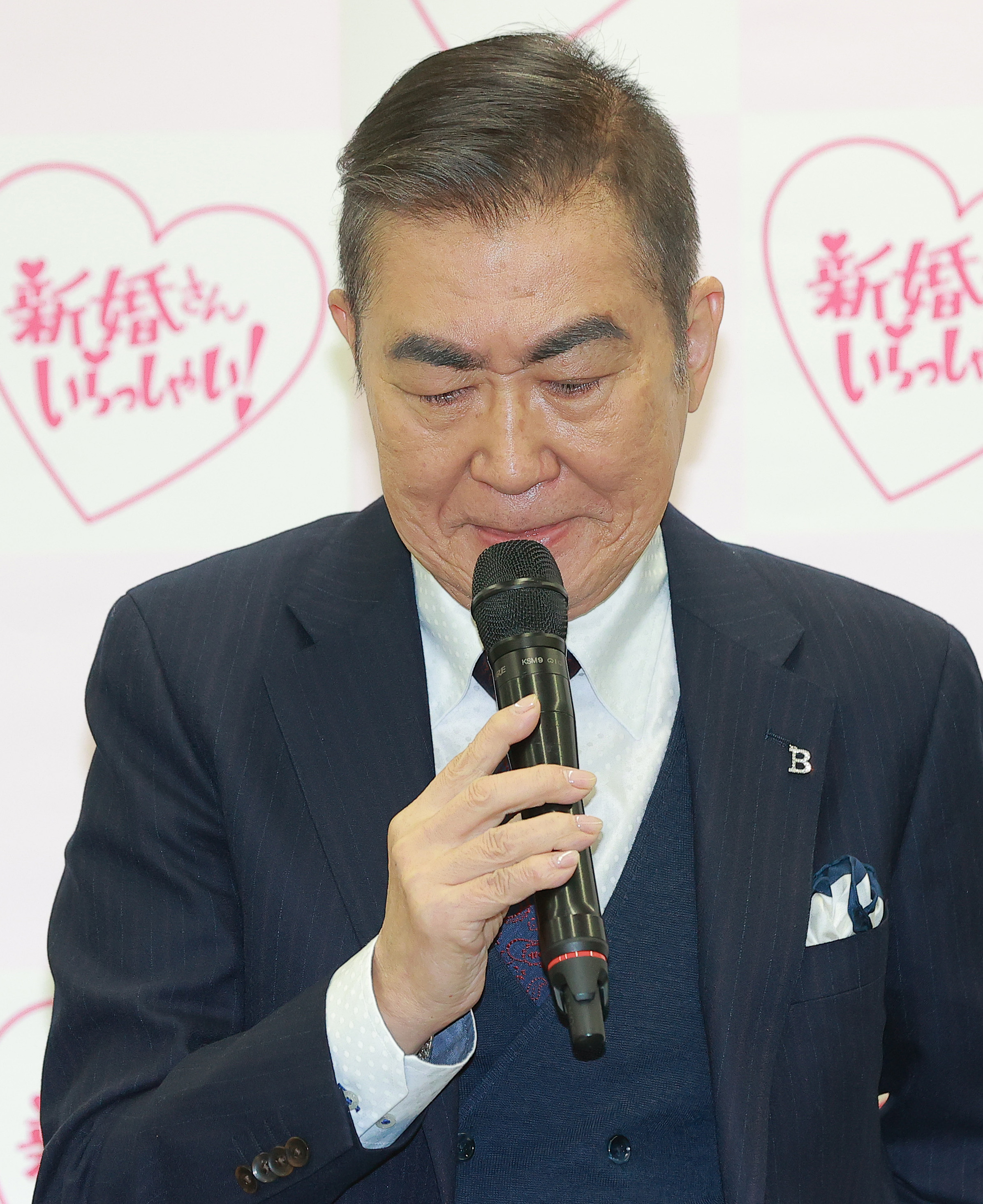 桂文枝 涙の勇退 心から感謝 新婚さんいらっしゃい５１年で卒業 1 2ページ サンスポ