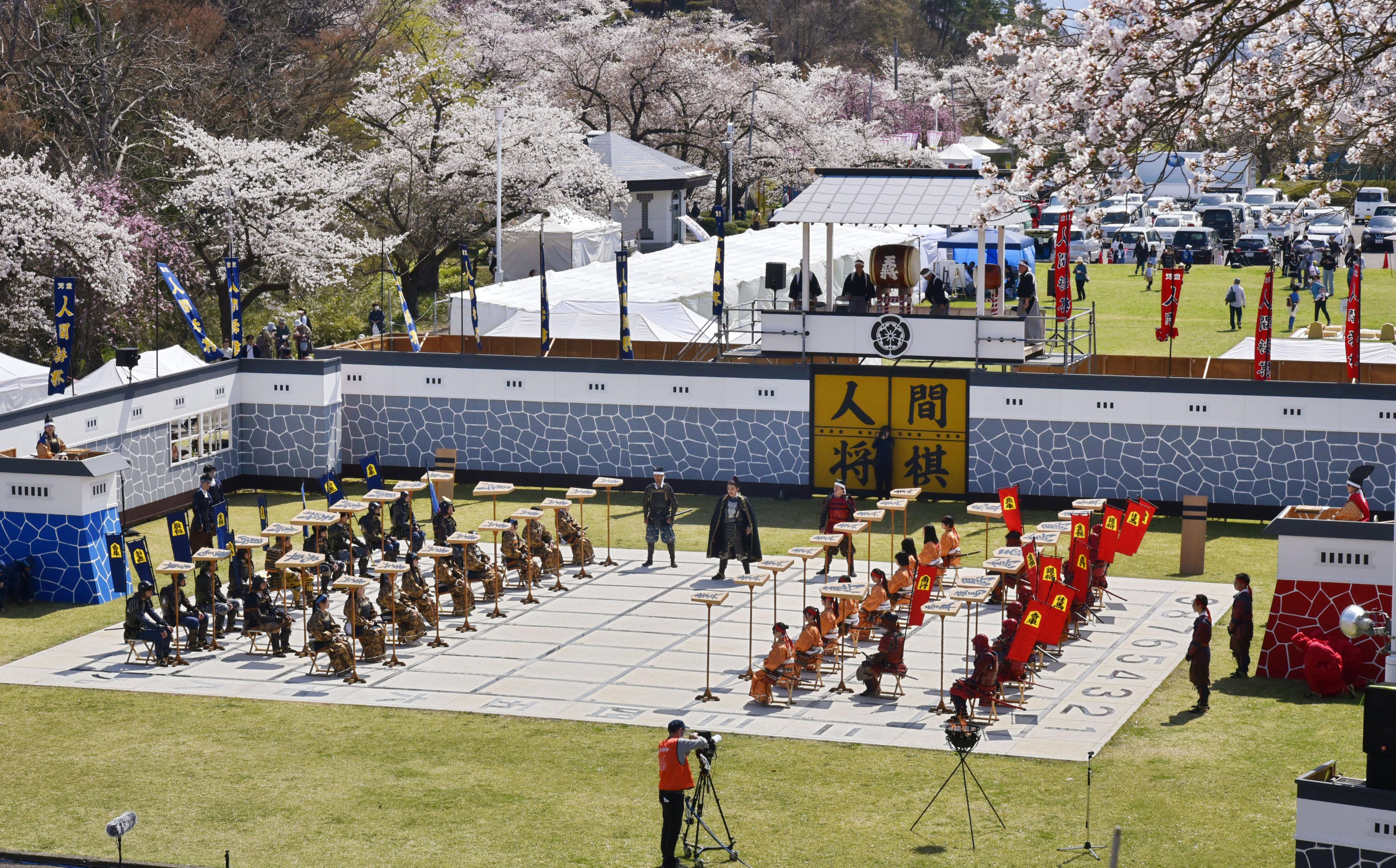  peak 将棋 MHAK × Japan Craft】日本のいいもの 山形県天童の将棋駒 将棋盤/駒