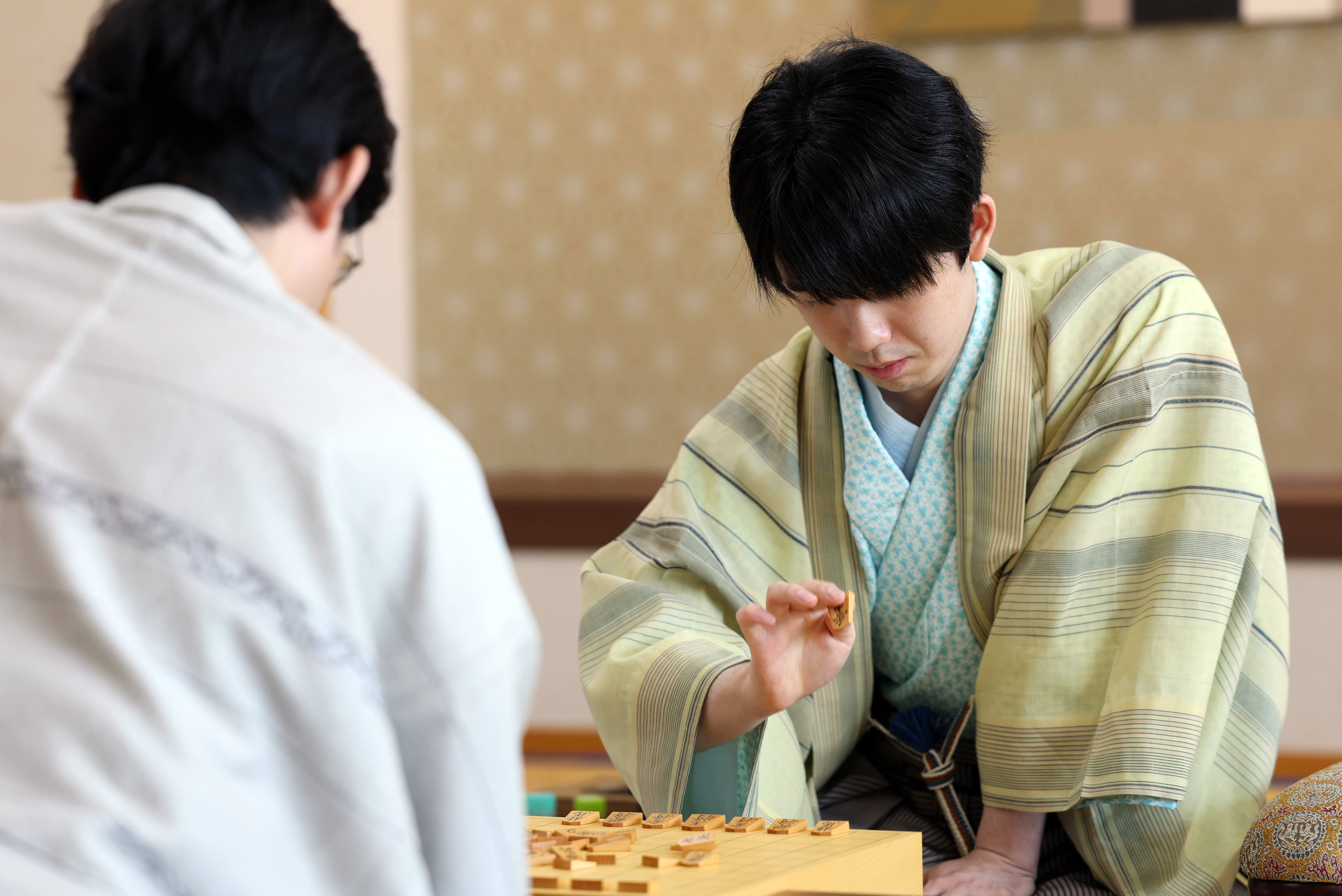 エポックワンホロスペクトラ　藤井聡太棋聖戦６連覇　20シリ エポックワンホロスペクトラ 藤井聡太棋聖戦6連覇 20シリ