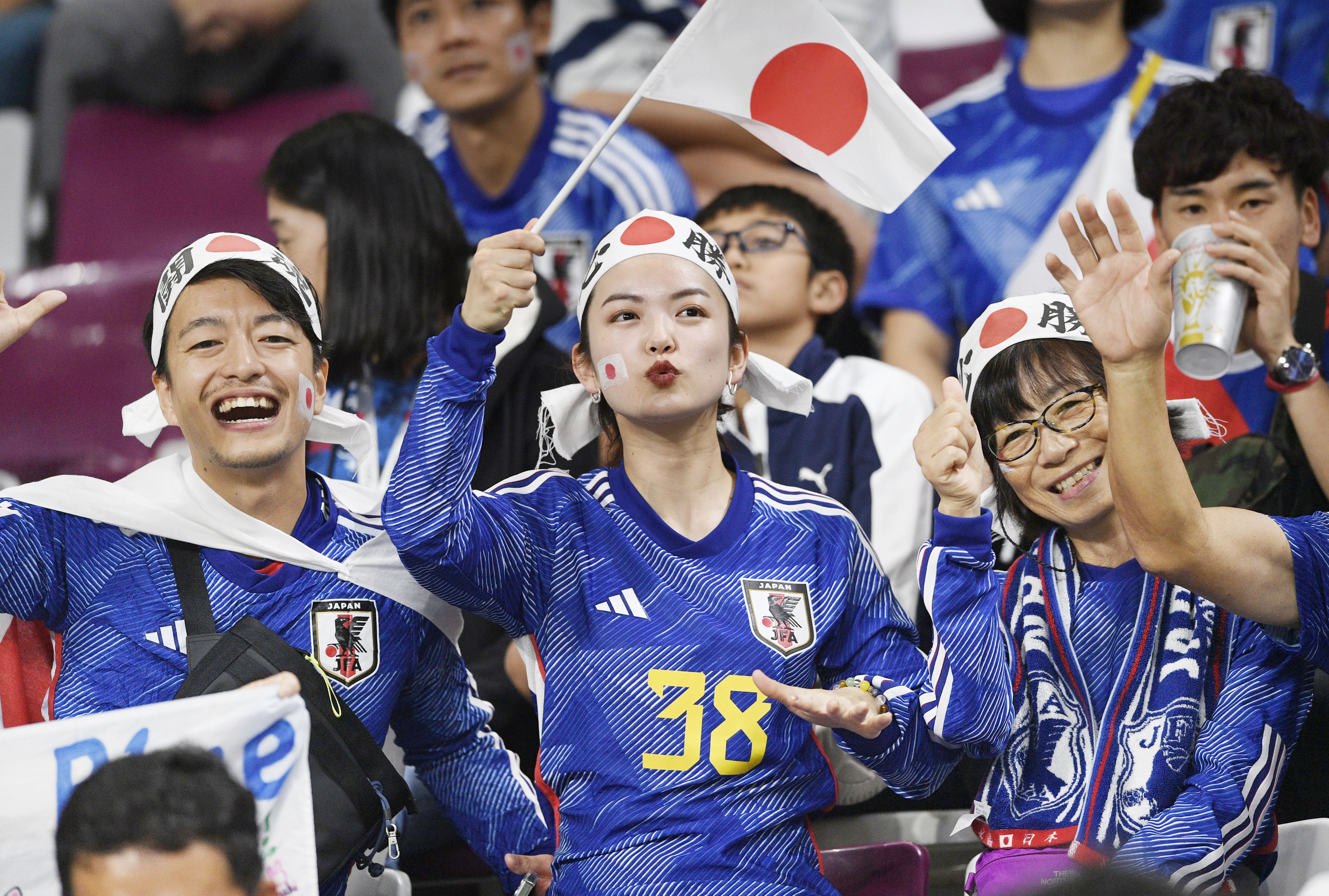 サッカー 美人 サポーター