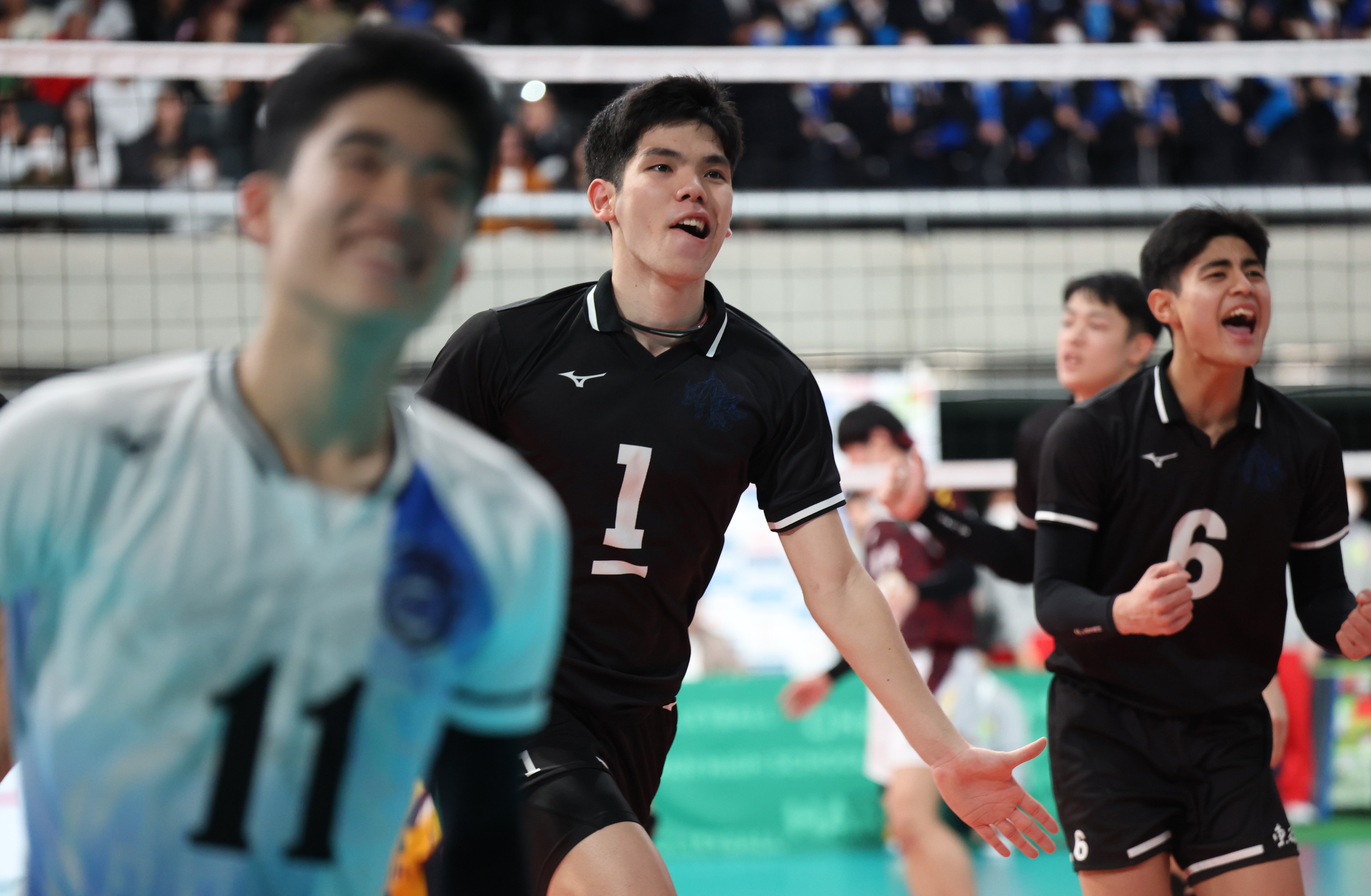 春高バレー】東福岡が「九州対決」を制して4強進出 2021年大会以来の