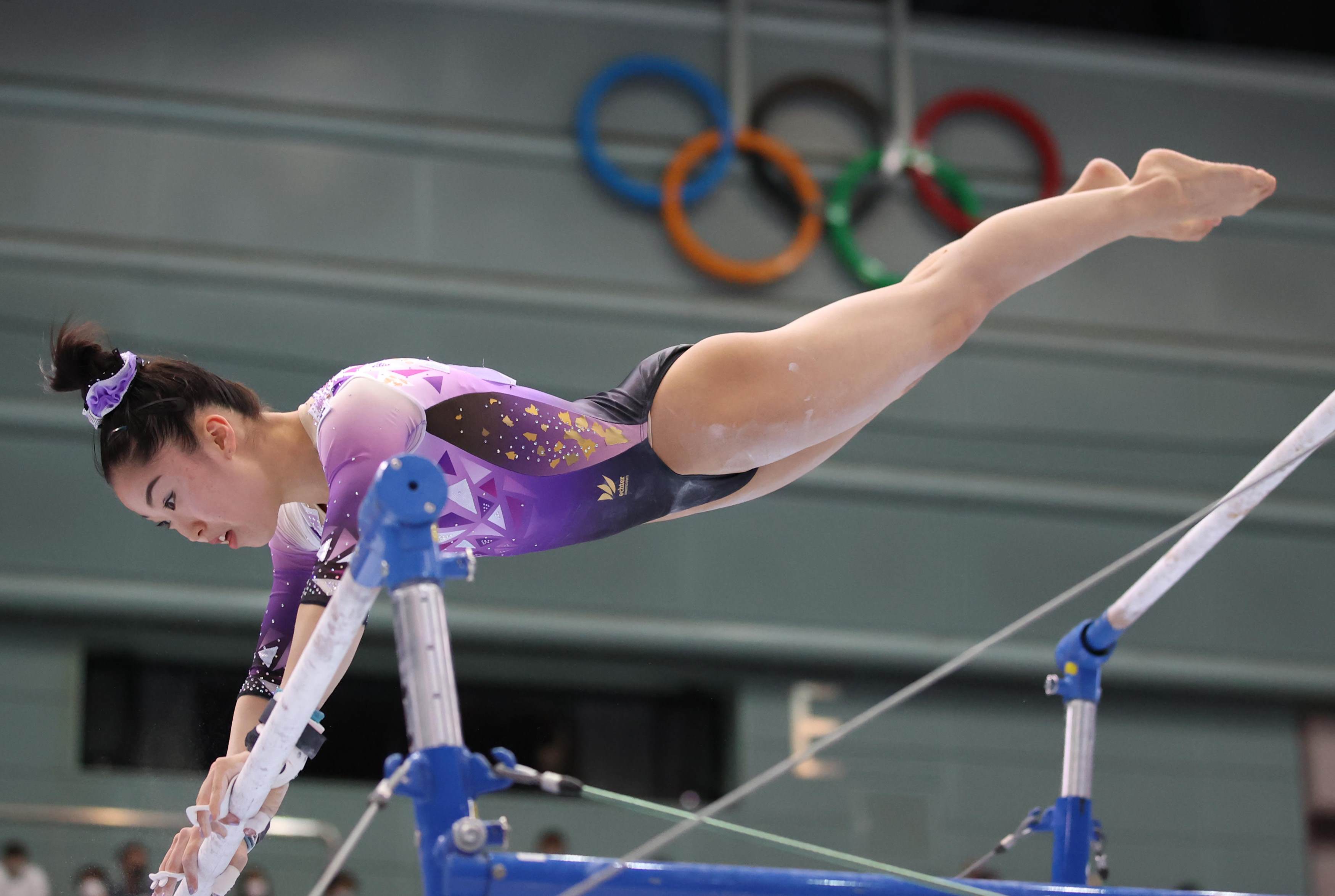 体操女子 村上茉愛 杉原愛子 畠田瞳 平岩優奈 直筆サイン色紙 東京オリンピック - スポーツ選手