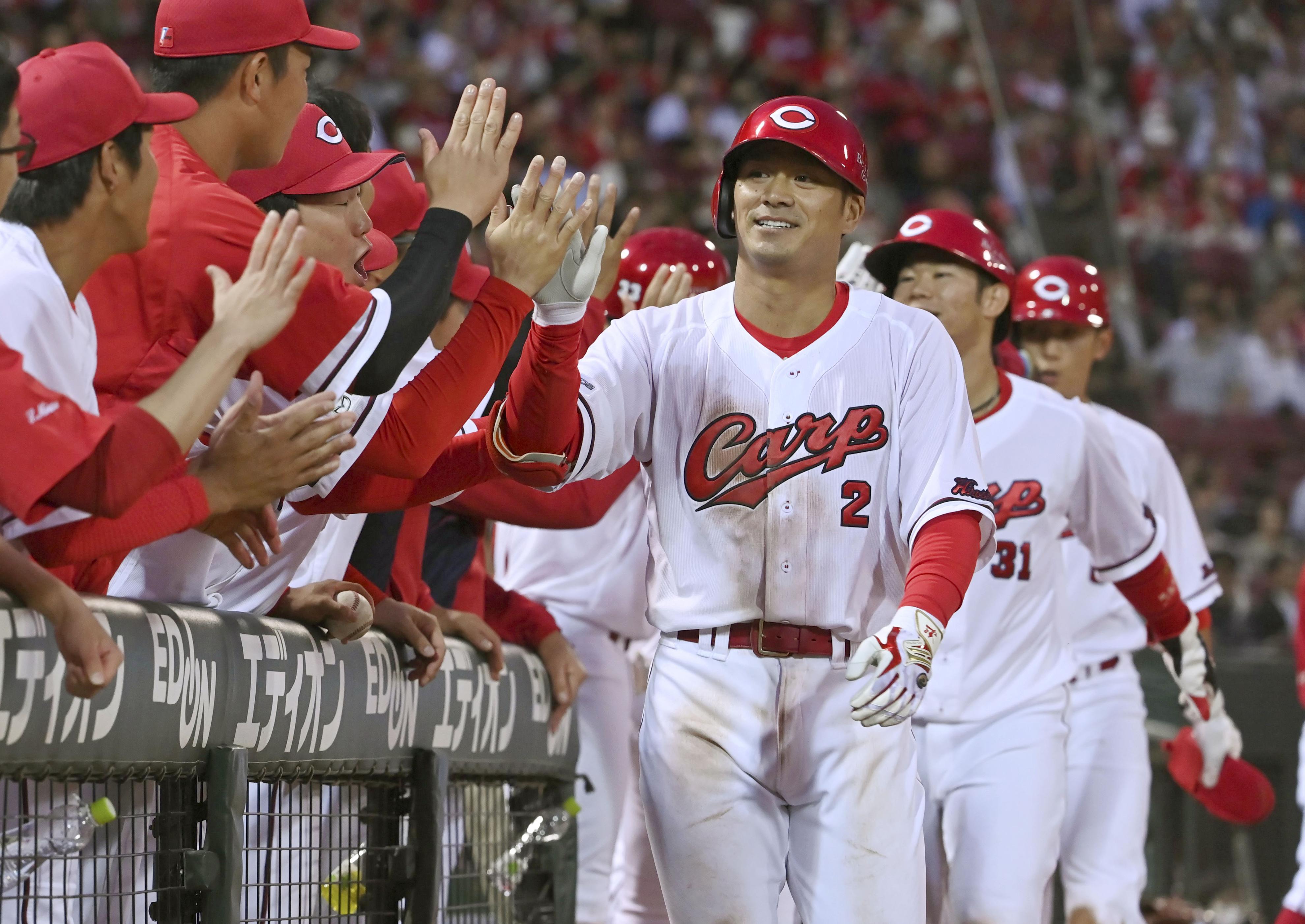 広島が勝率５割復帰　田中が３ラン含む猛打賞