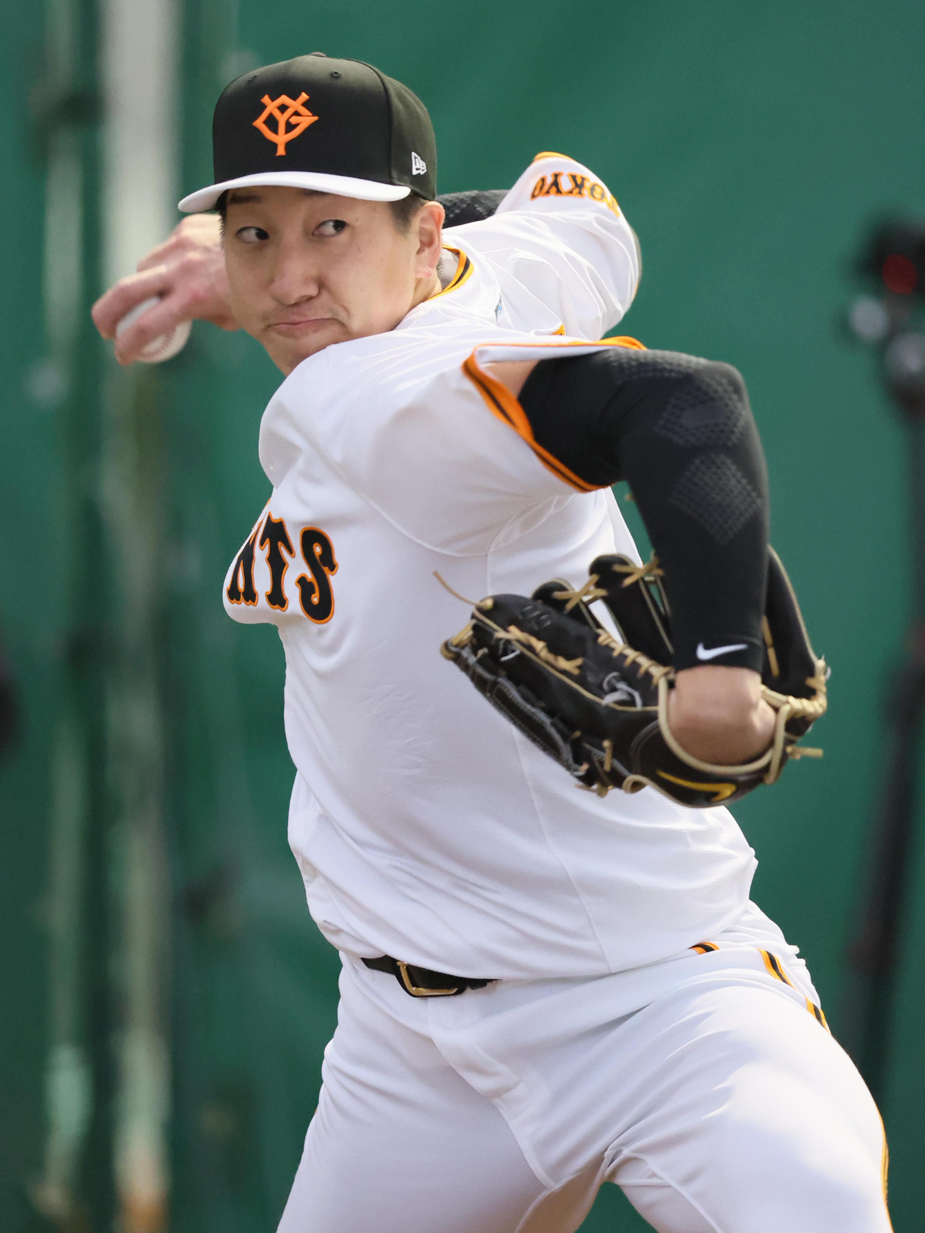 最終価格早い者勝ち！杉内俊哉選手実使用グローブ - 野球