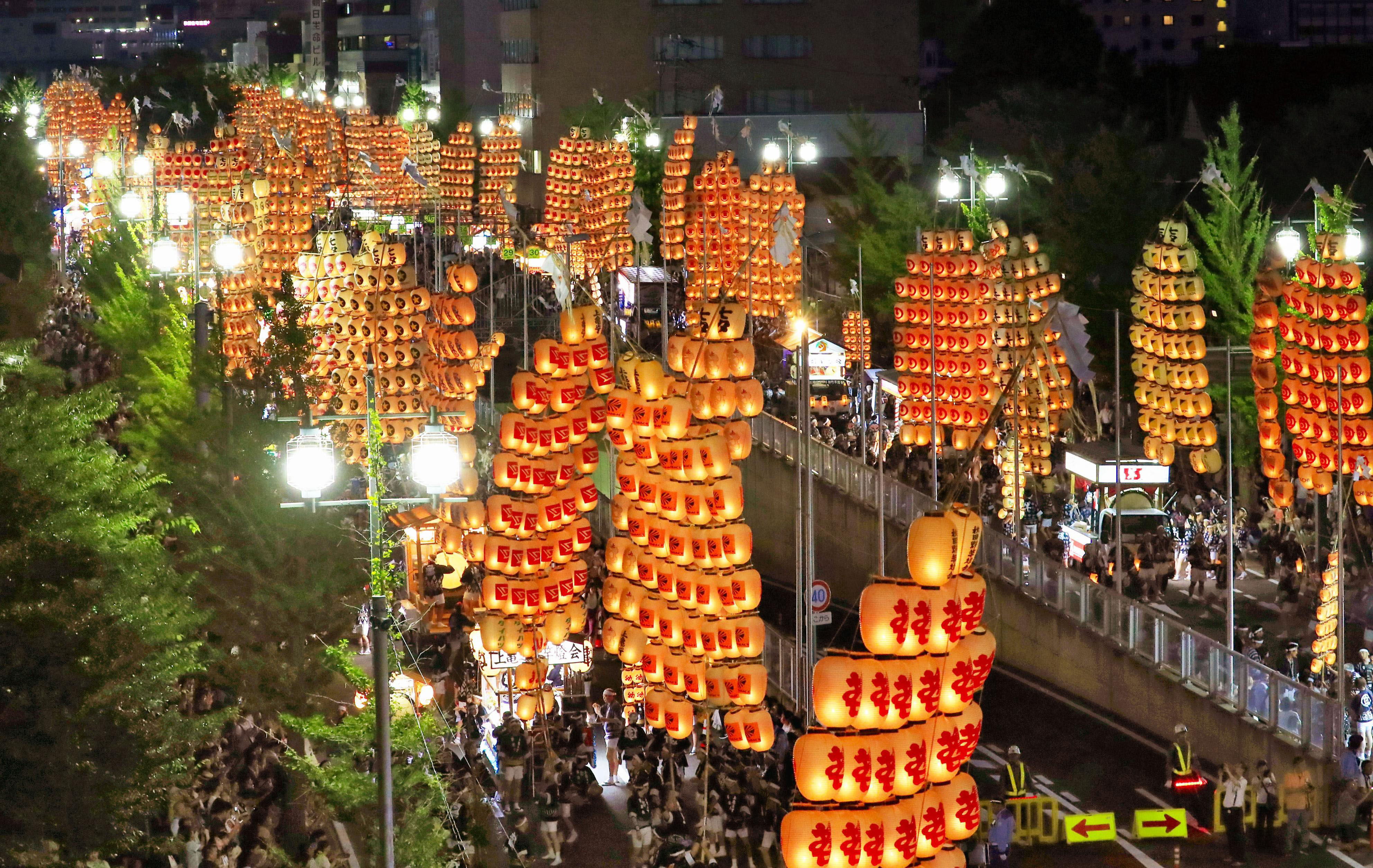 8月4日 A席2枚 秋田竿燈まつり 見張ら