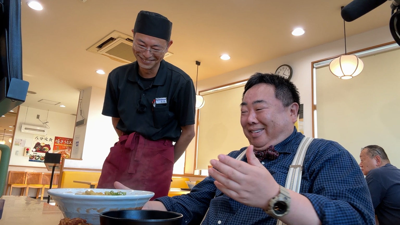 ドランクドラゴン・塚地武雅、大分の旅でごぼう天そばのトリプル注文も