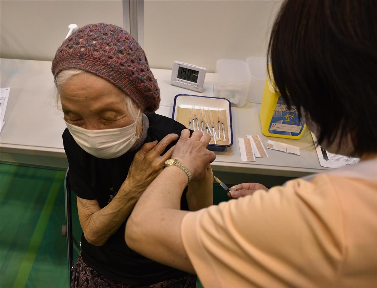 大阪府でもワクチン高齢者接種開始 松原市など大きな混乱なし イザ