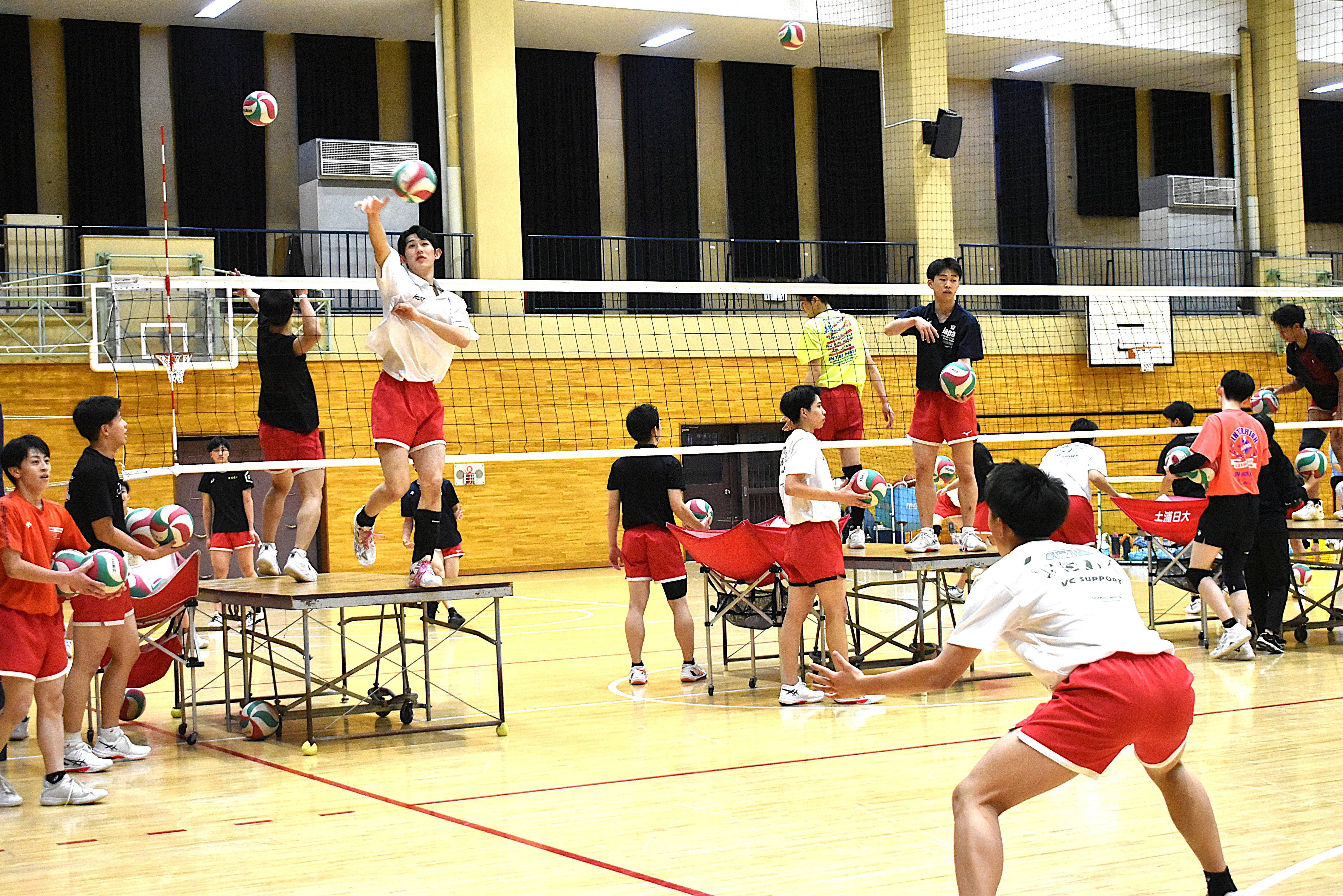 三枚看板」歴代ナンバーワンの攻撃力 春高バレー茨城県代表・土浦日大