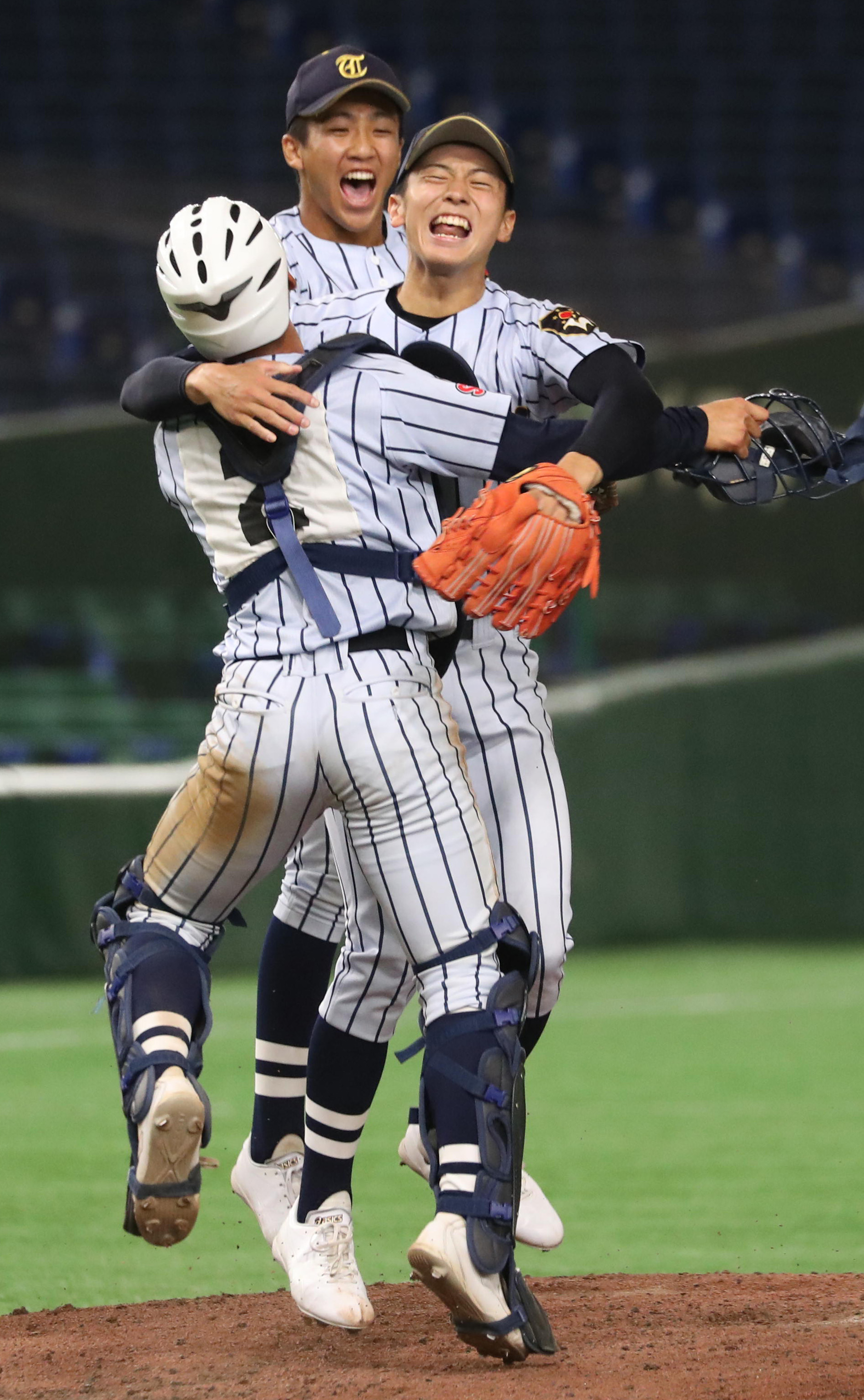 打ってｖ弾 投げて九回３人締め 東海大菅生 千田劇場 聖地でも 西東京大会 イザ