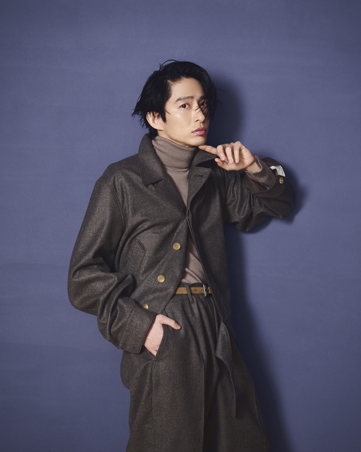 元V6の三宅健〝奇跡のおじさん〟初写真集 - サンスポ