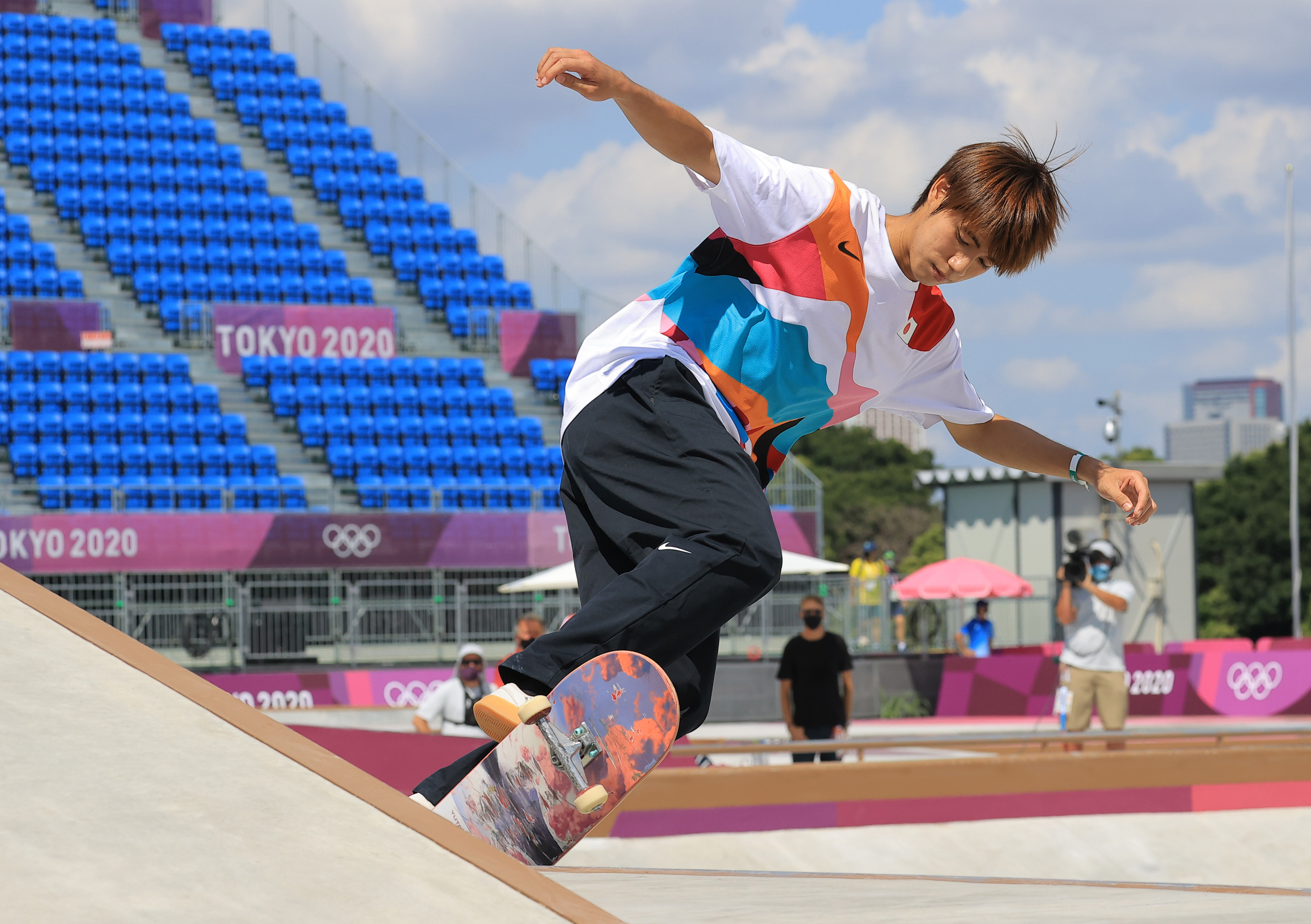 すぐにお届け 送料込 スケボーランプ 組立キット 高さ400mm スケボー