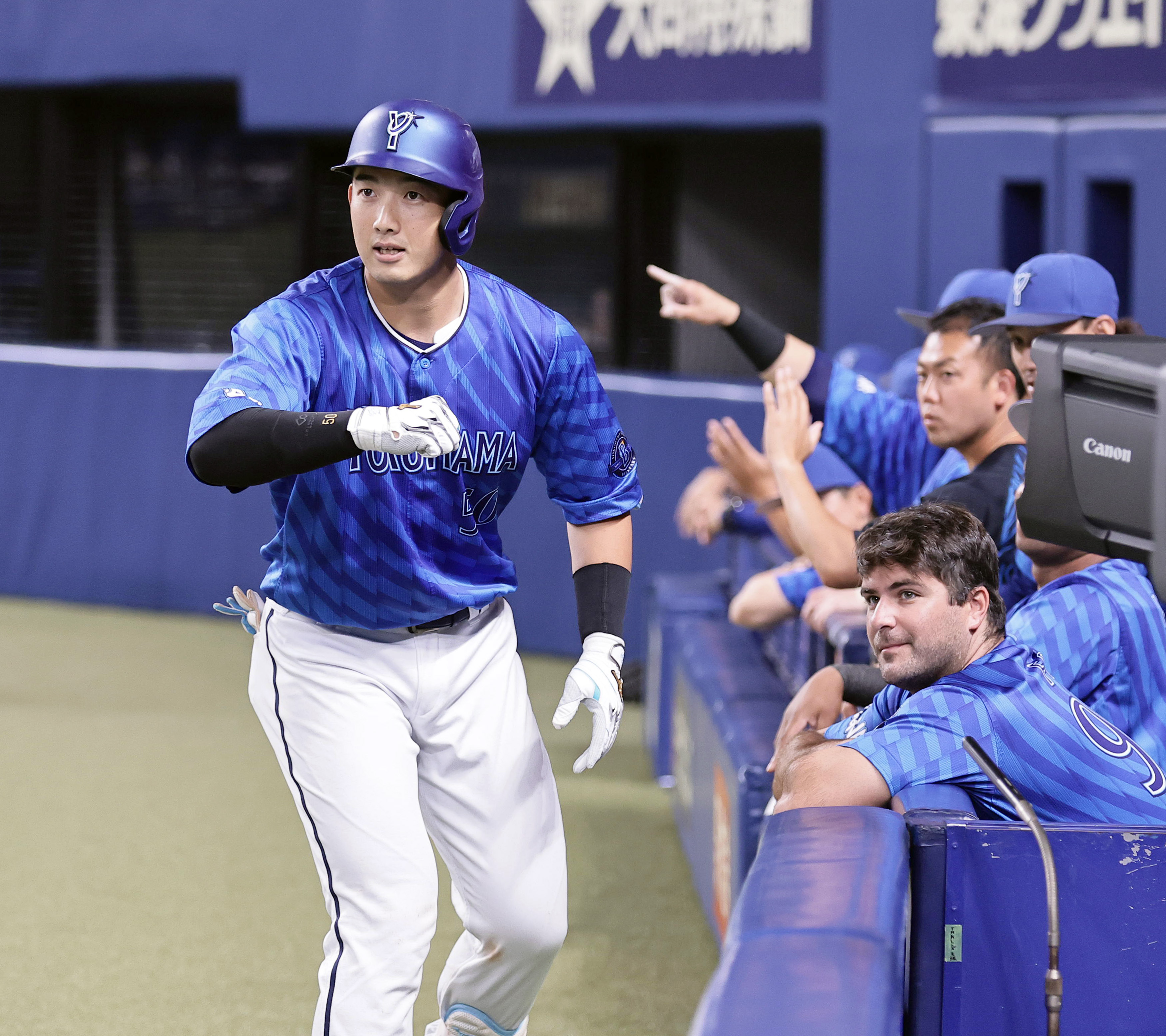 DeNA・山本祐大が大暴れ、4安打！V打！ 1年ぶり弾「デスターシャをする