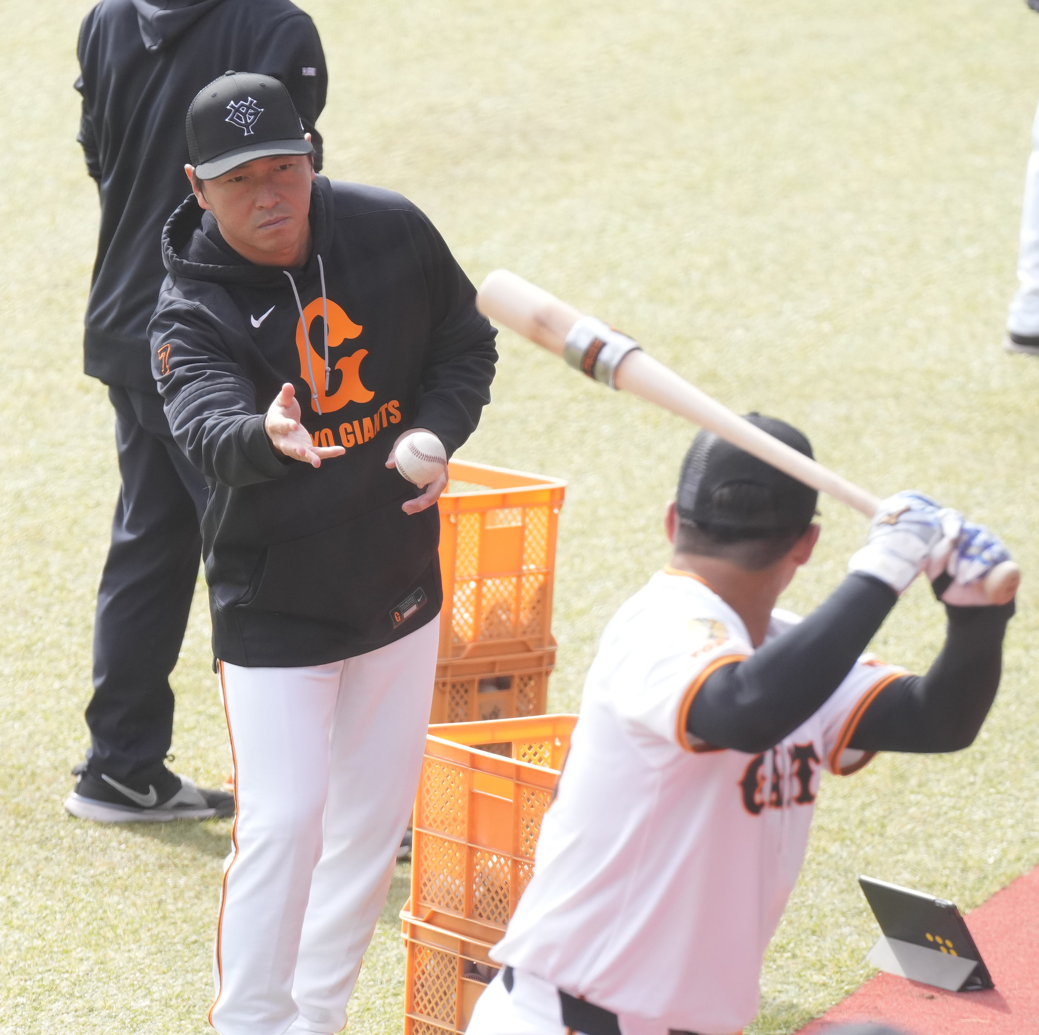塚ちゃんの生涯一記者】引退試合の巨人・長野久義さんを直撃「ノムさん