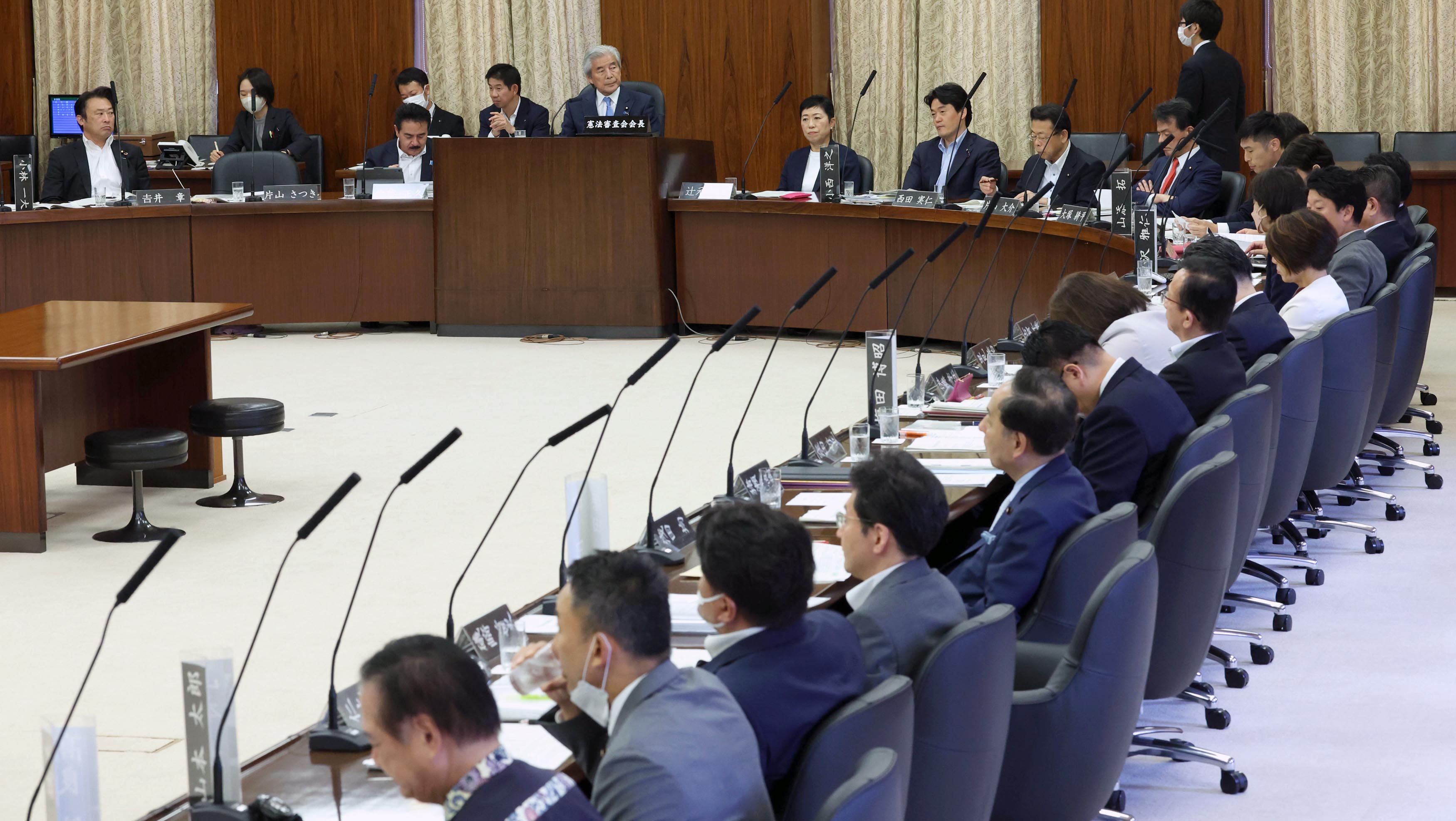 国民の理解得られない」立民難色で動かぬ参院憲法審 定例日変更で打開