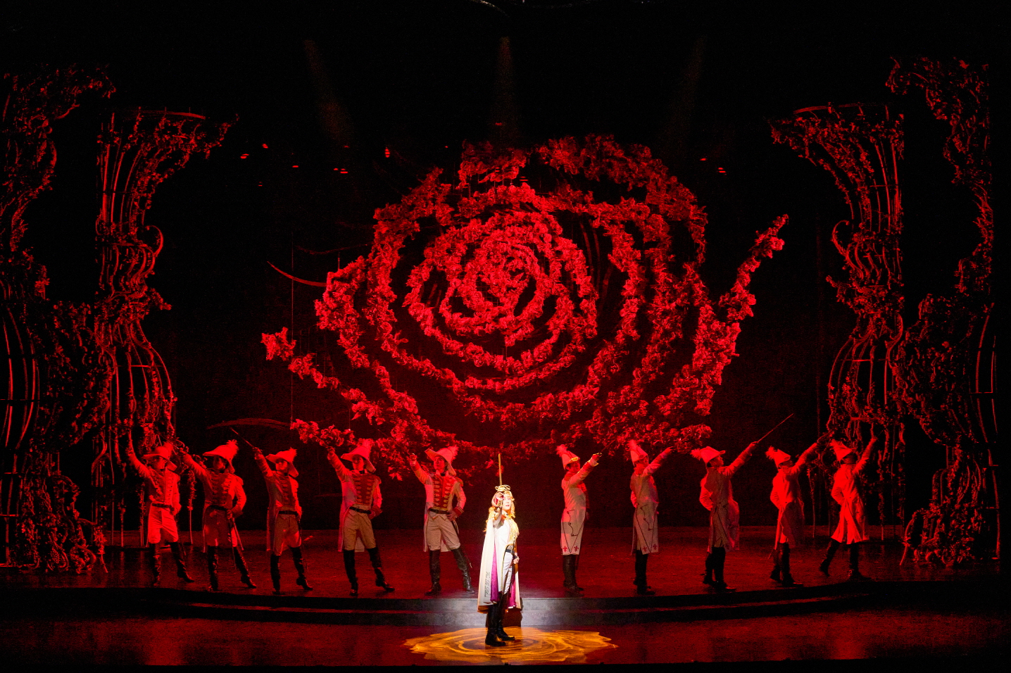 男性が演じるアンドレも登場 韓国版「ベルばら」プロデューサーが語る