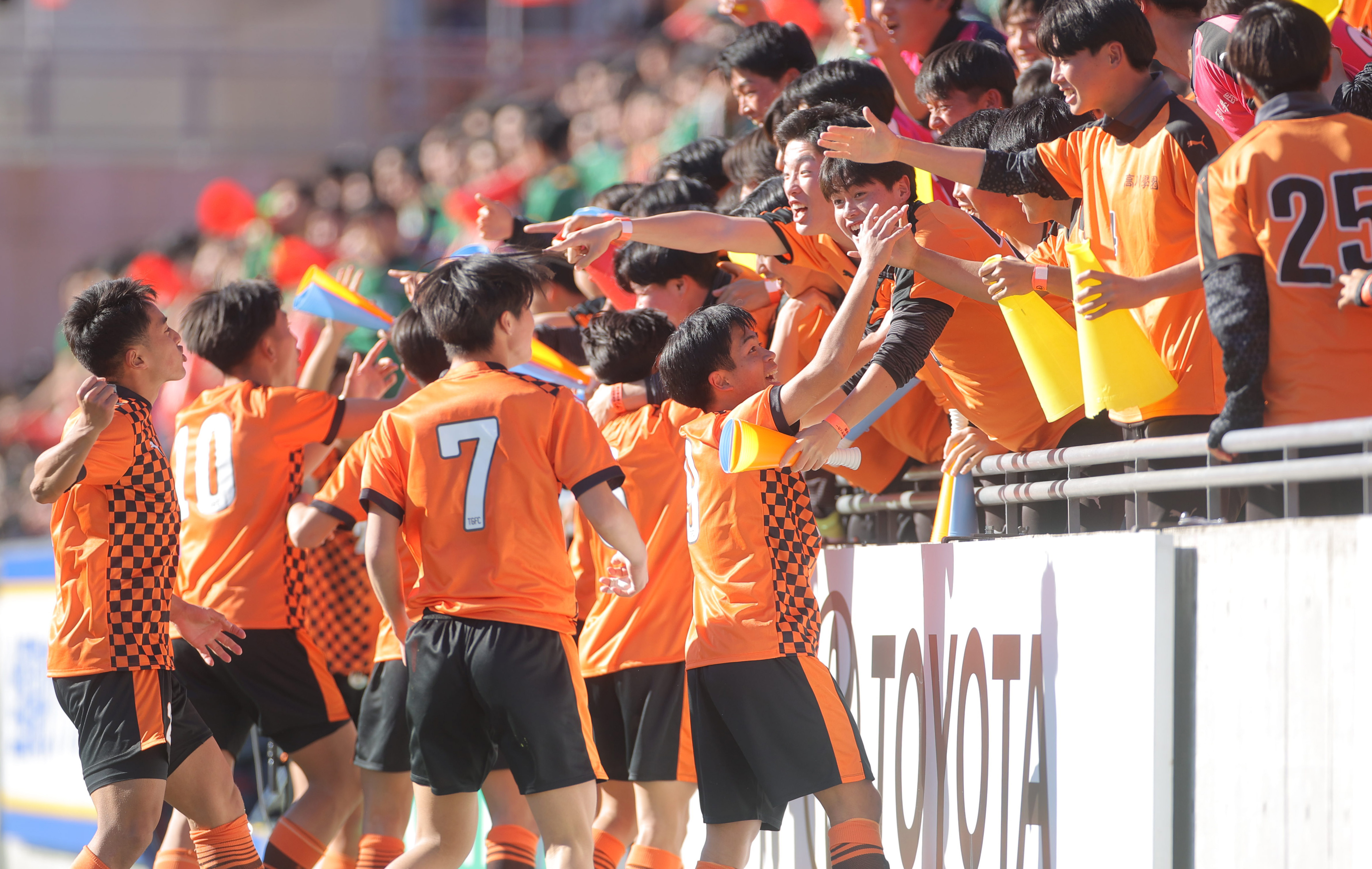 高校サッカー】高川学園が前年度王者の青森山田に勝利 青森山田は連覇