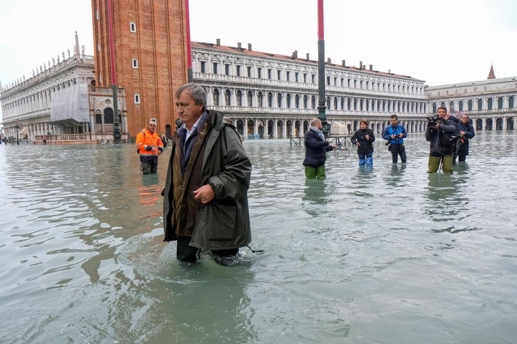水の都ベネチア 水没の危機 記録的な高潮 産経ニュース
