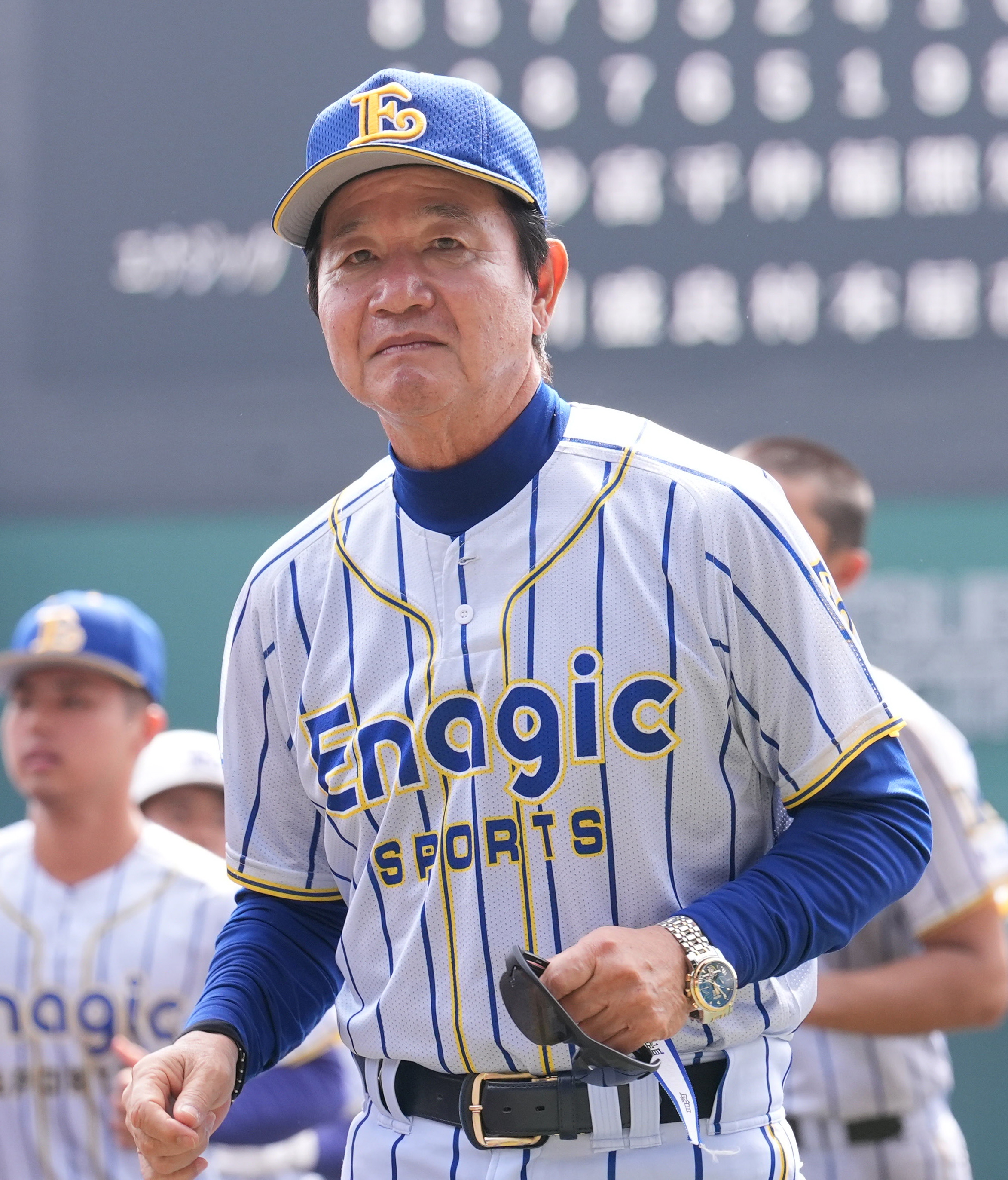 センバツ】〝異例〟のサングラスにマスク姿のエナジックスポーツ・神谷 
