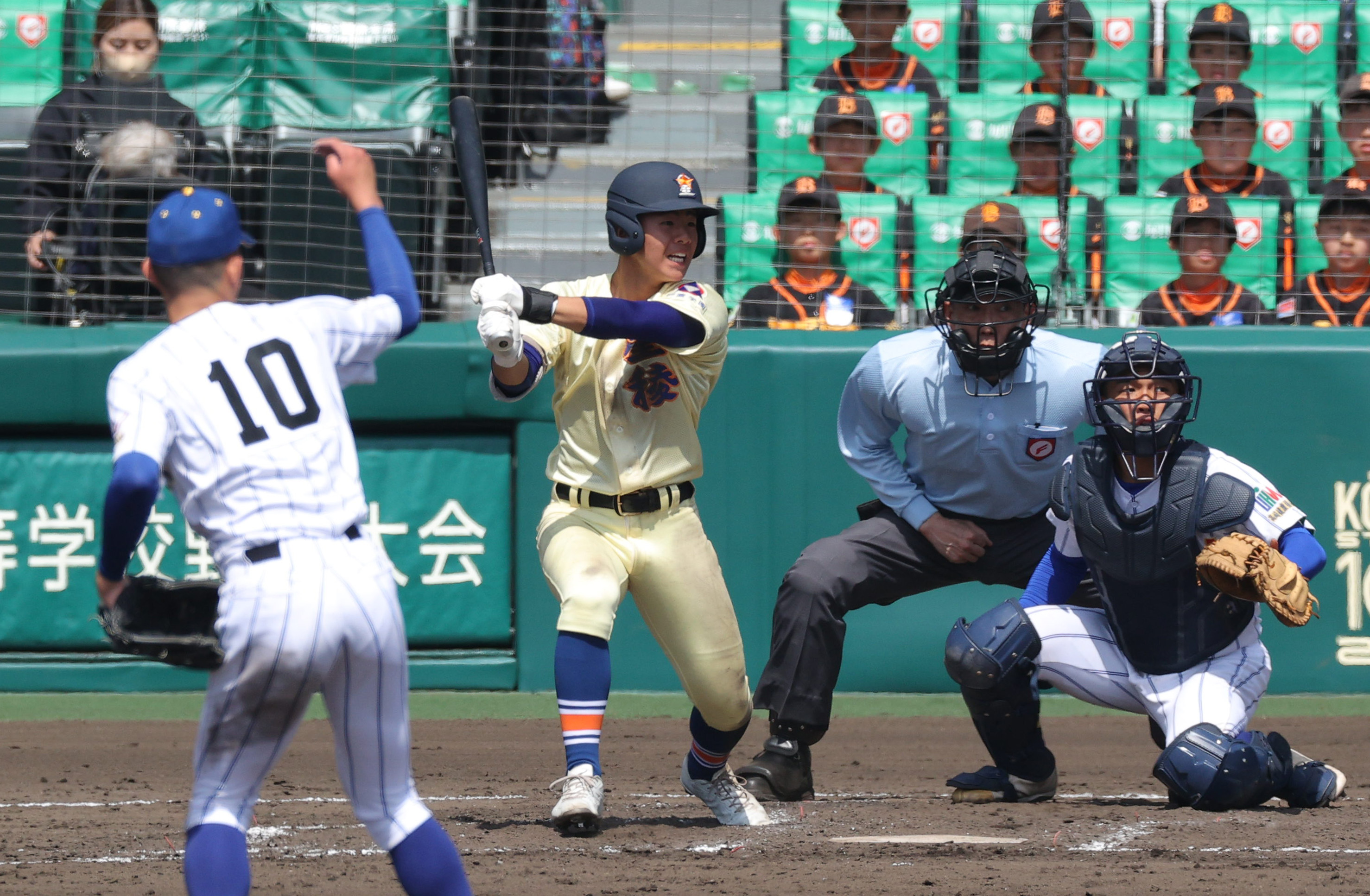 球界ここだけの話（３３６９）】翔、航、成の〝星稜の服部三兄弟〟 「いつも野球の話をしてアドバイスも送っています」 - サンスポ